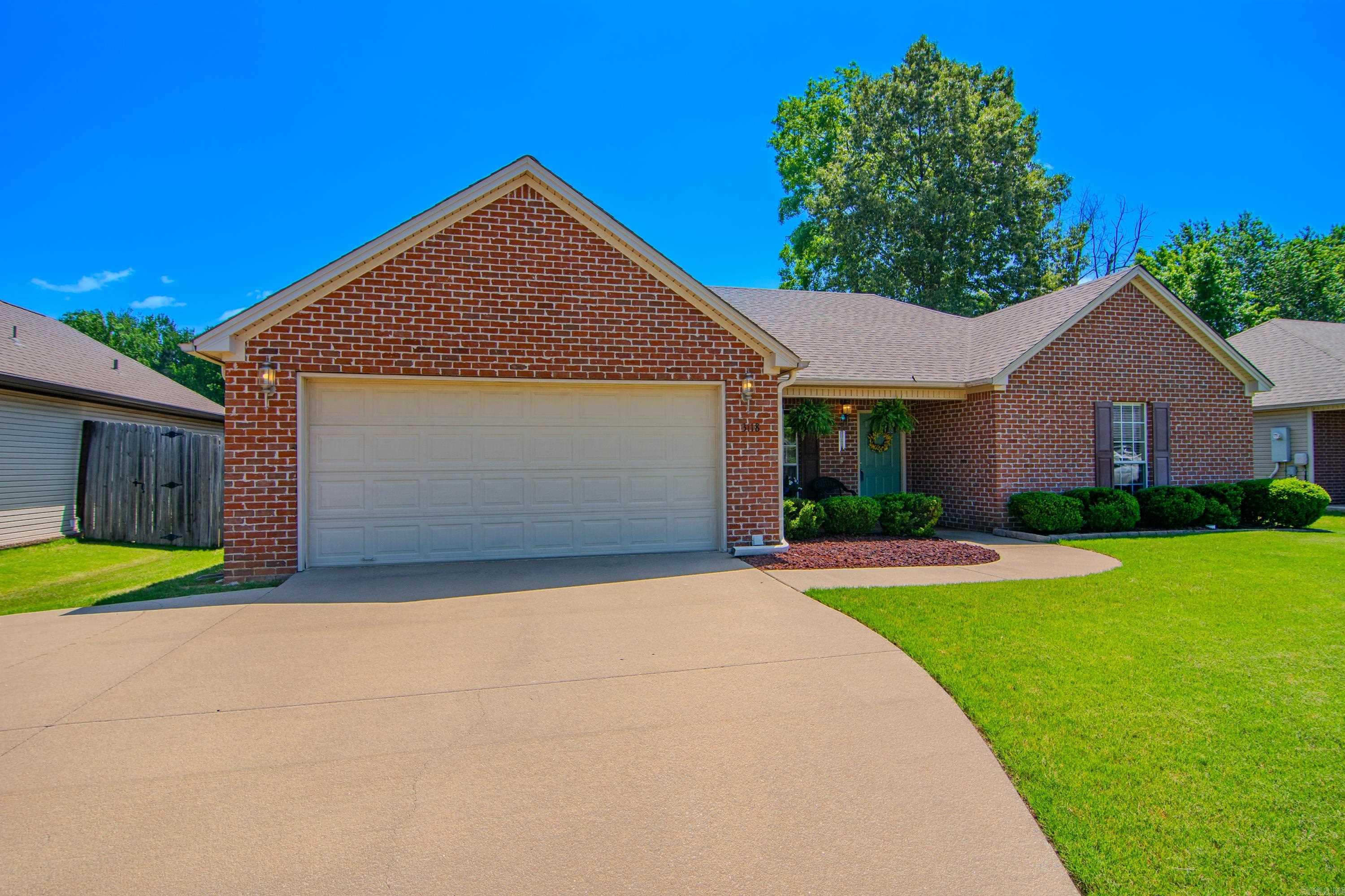 3118 Longmeadow Drive