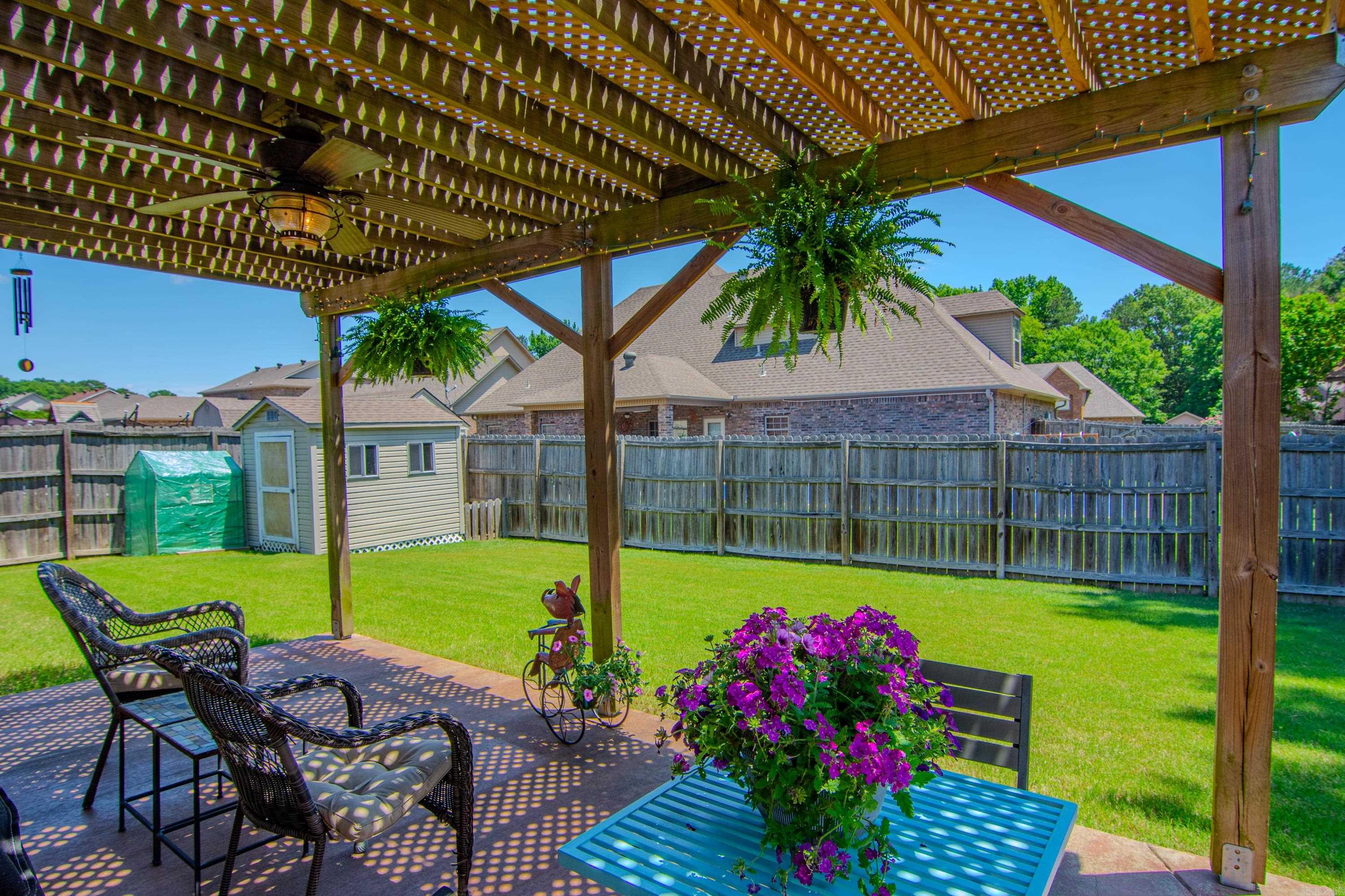 3118 Longmeadow Drive