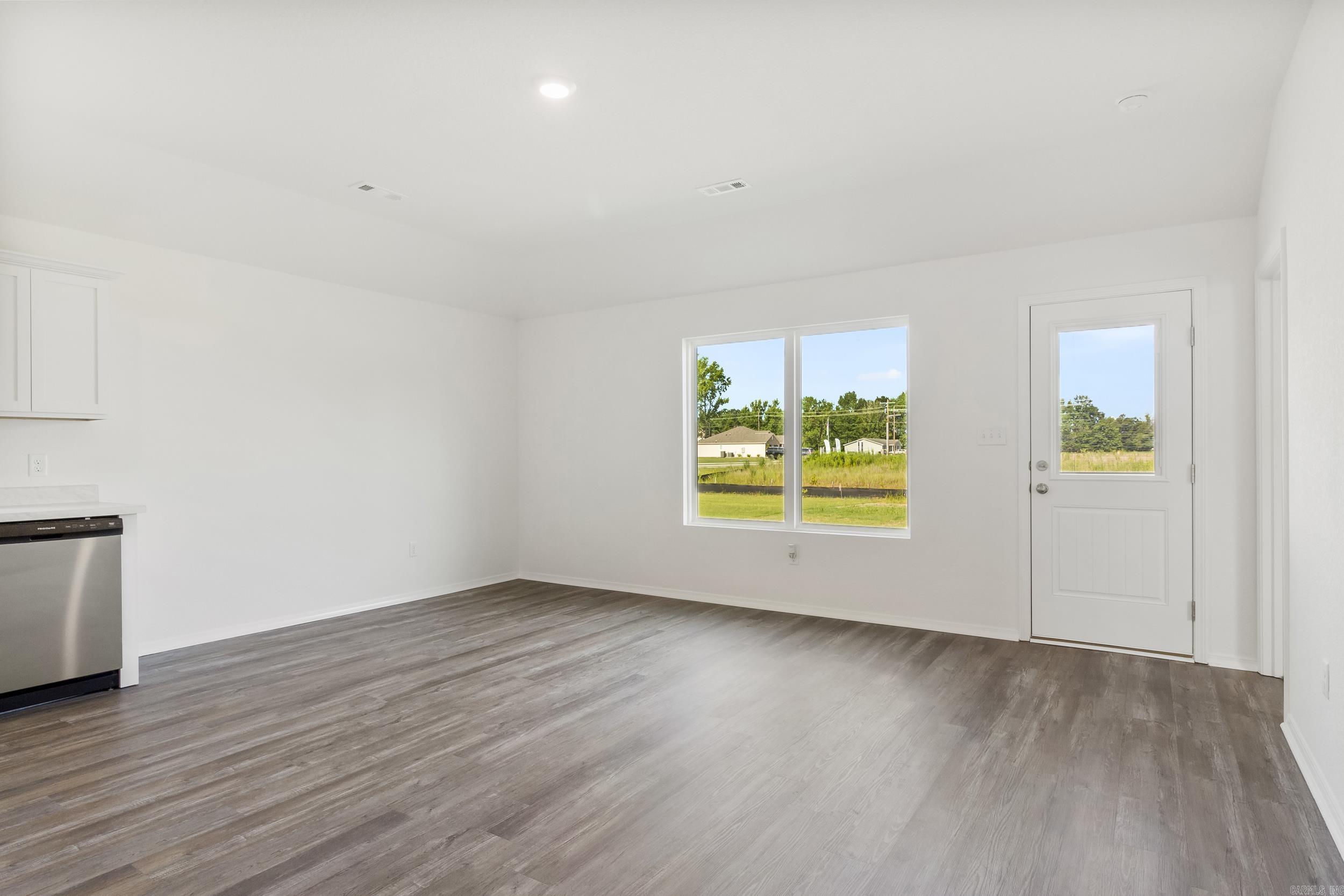 15 Farmhouse Circle