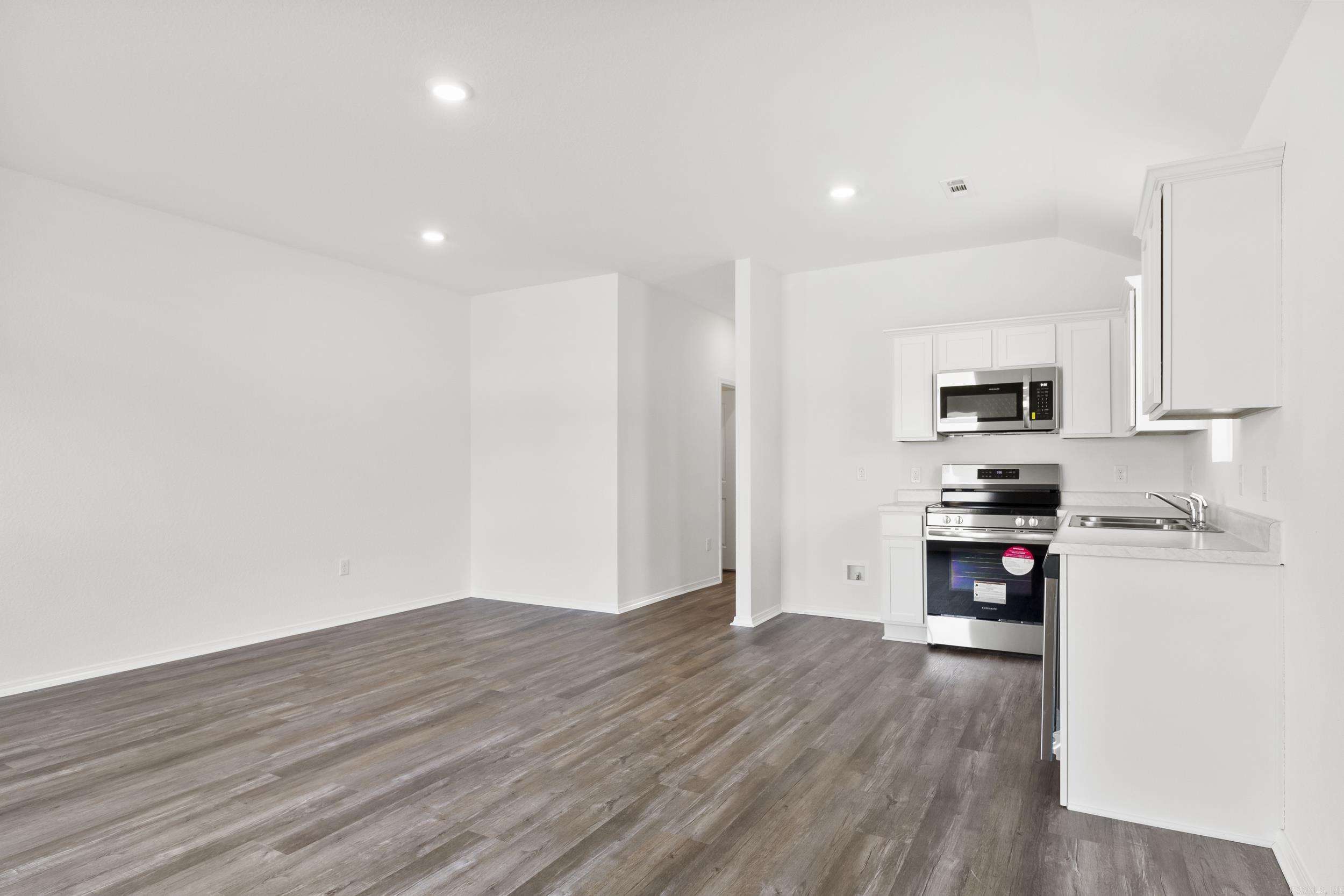 15 Farmhouse Circle