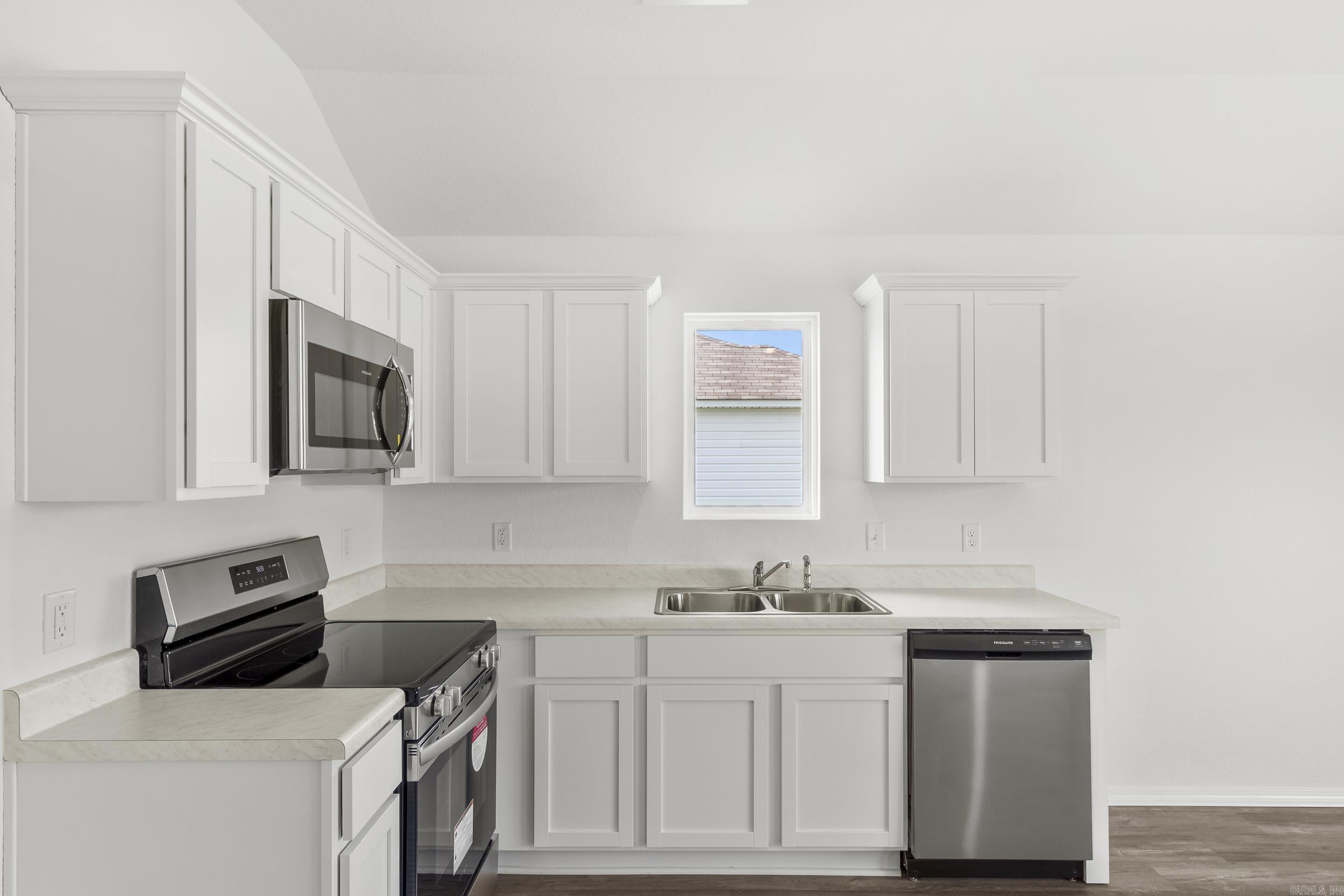 15 Farmhouse Circle