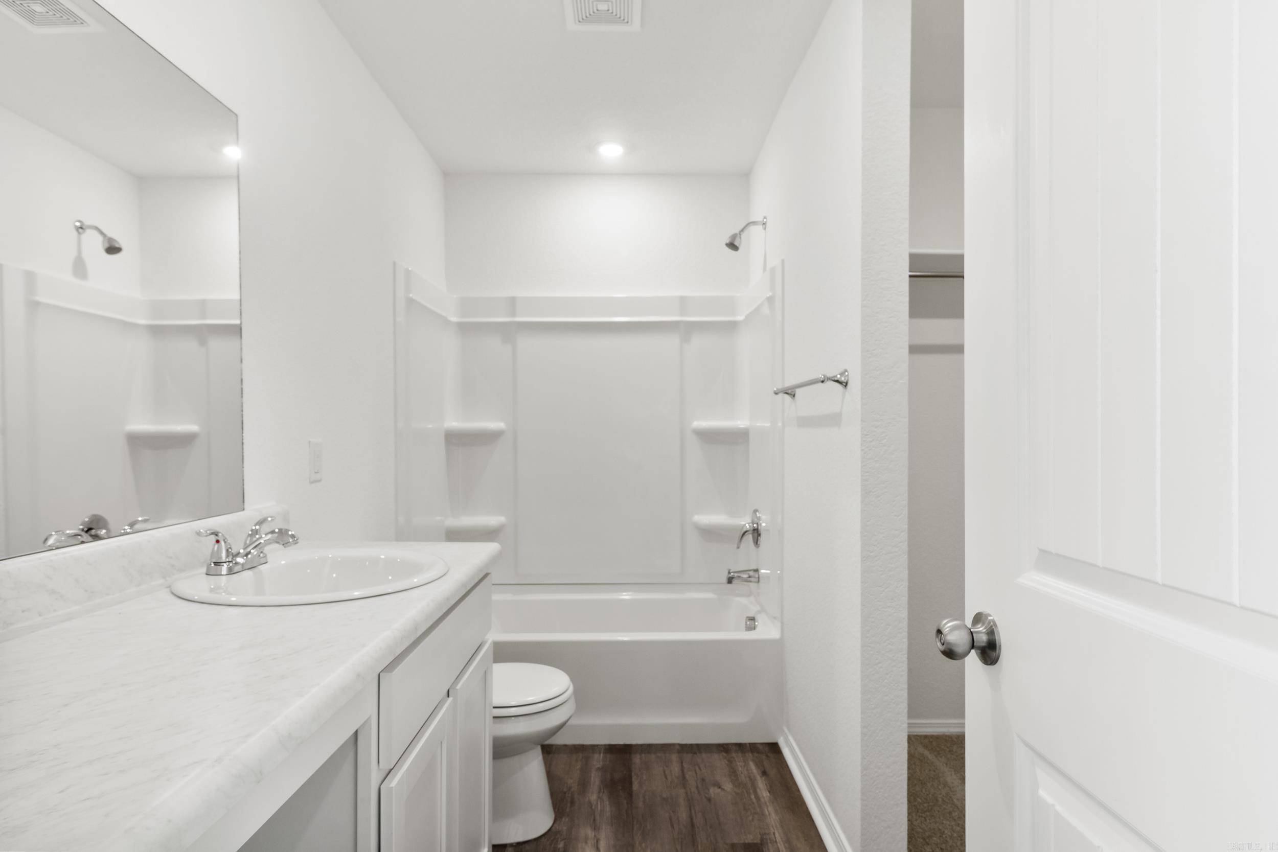15 Farmhouse Circle
