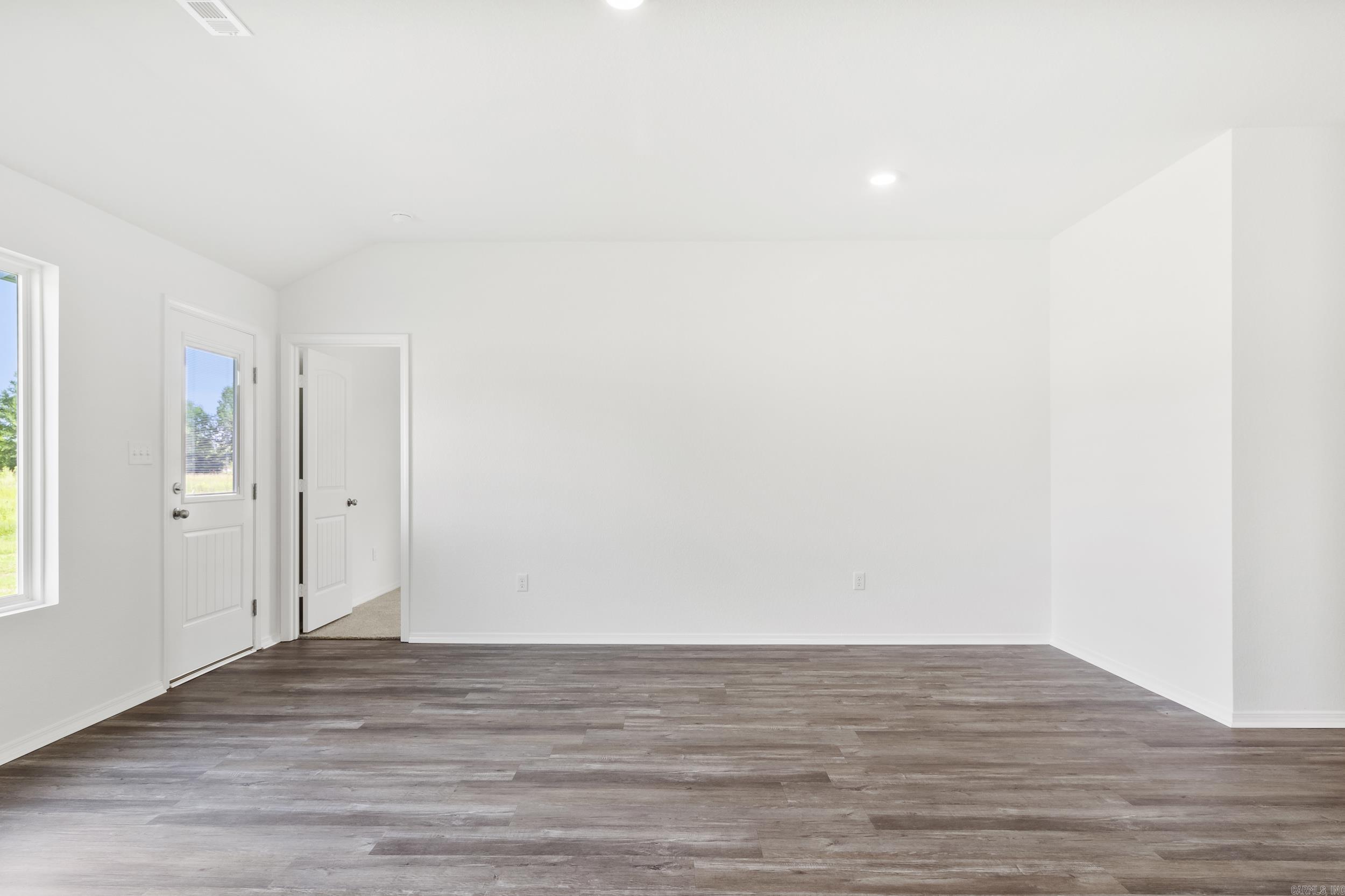 15 Farmhouse Circle