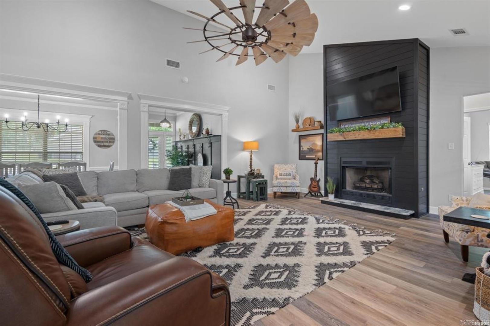 122 Wildwood Forest