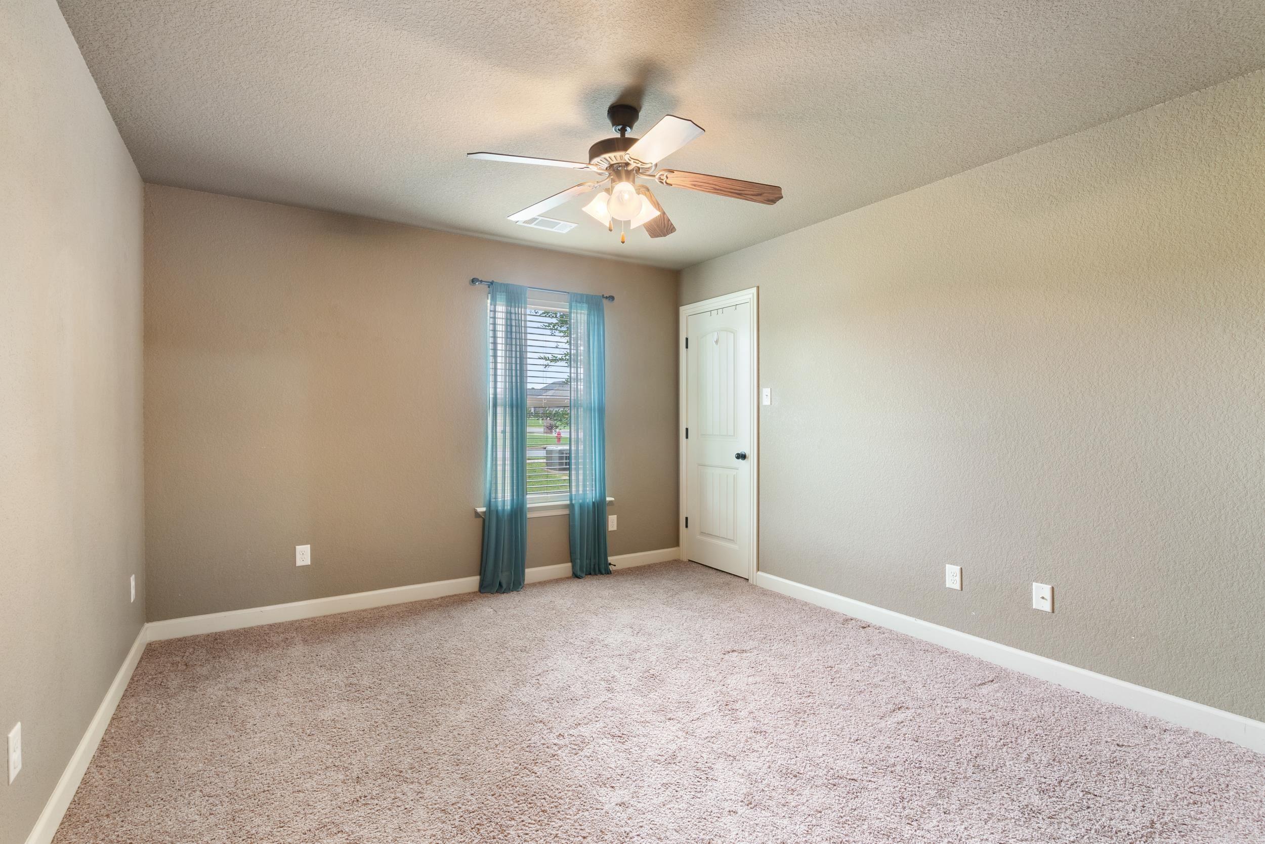 160 Creekside Drive