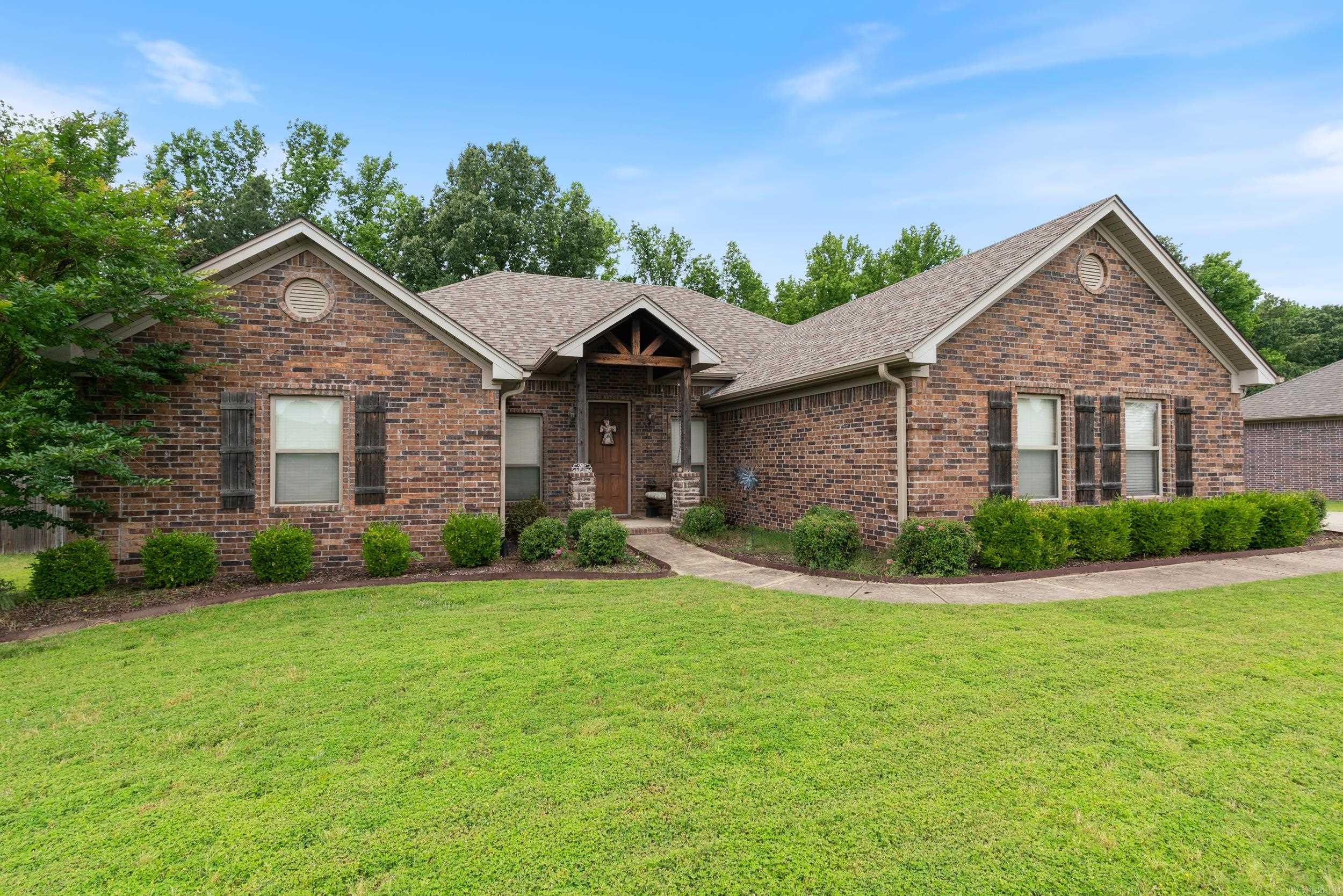 160 Creekside Drive
