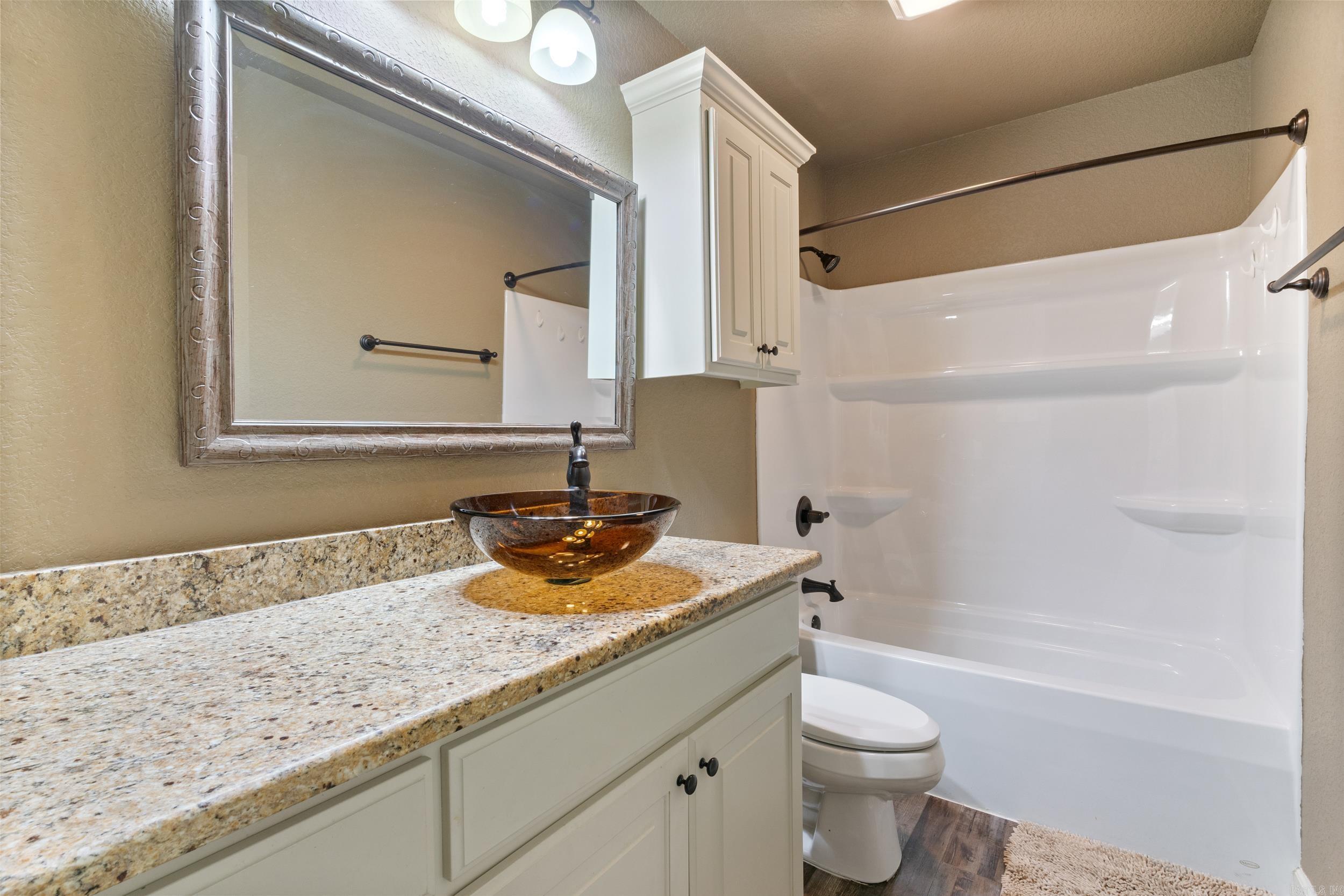 160 Creekside Drive
