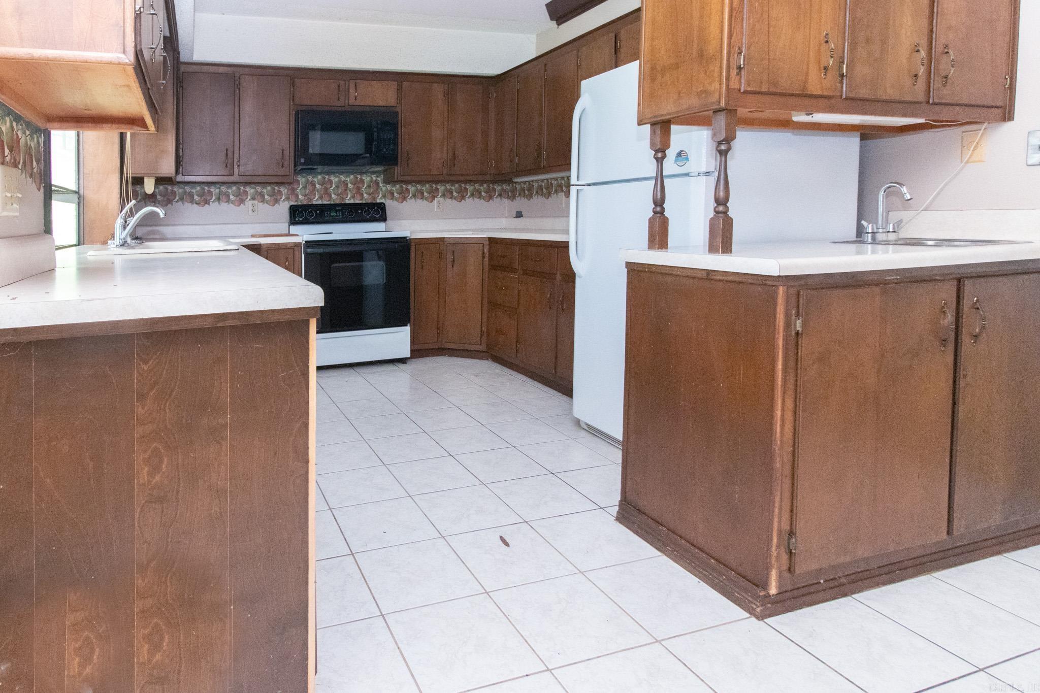 306 Mockingbird Cove