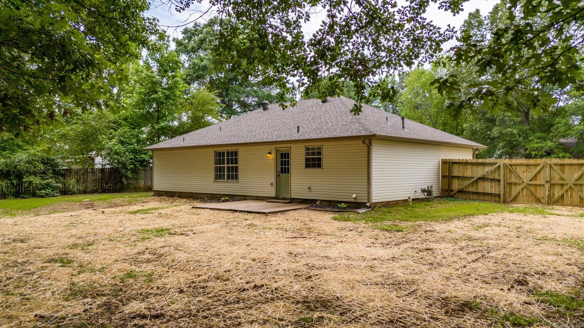 18 White Fox Cove