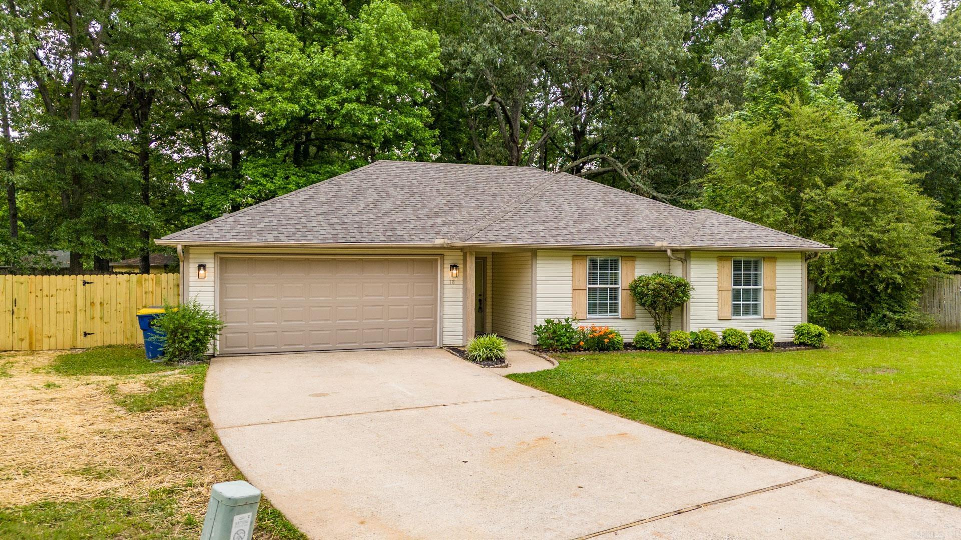 18 White Fox Cove