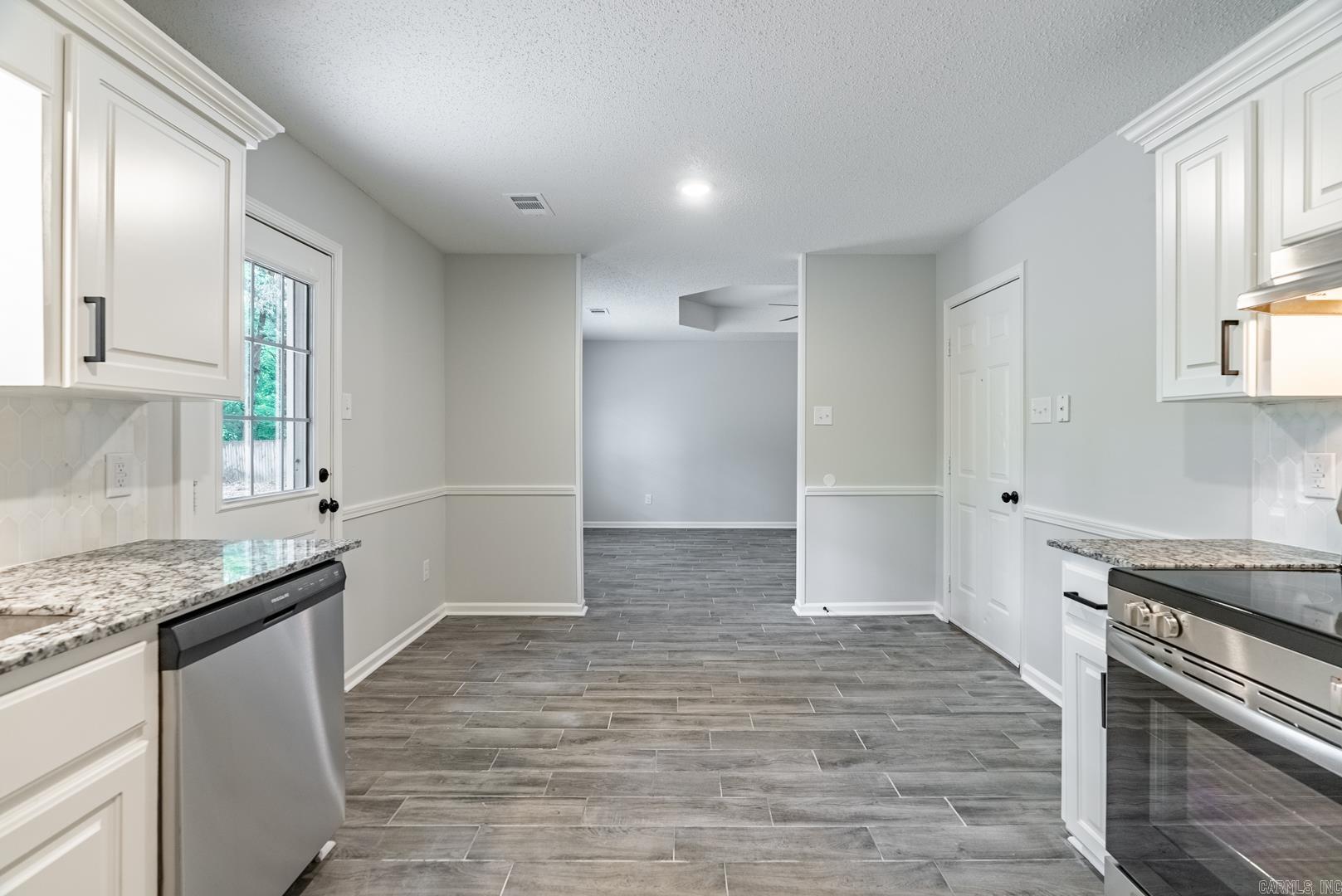 18 White Fox Cove