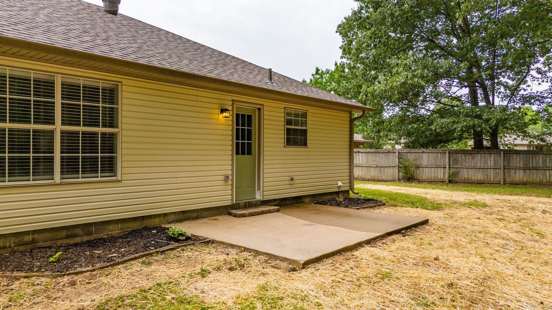 18 White Fox Cove