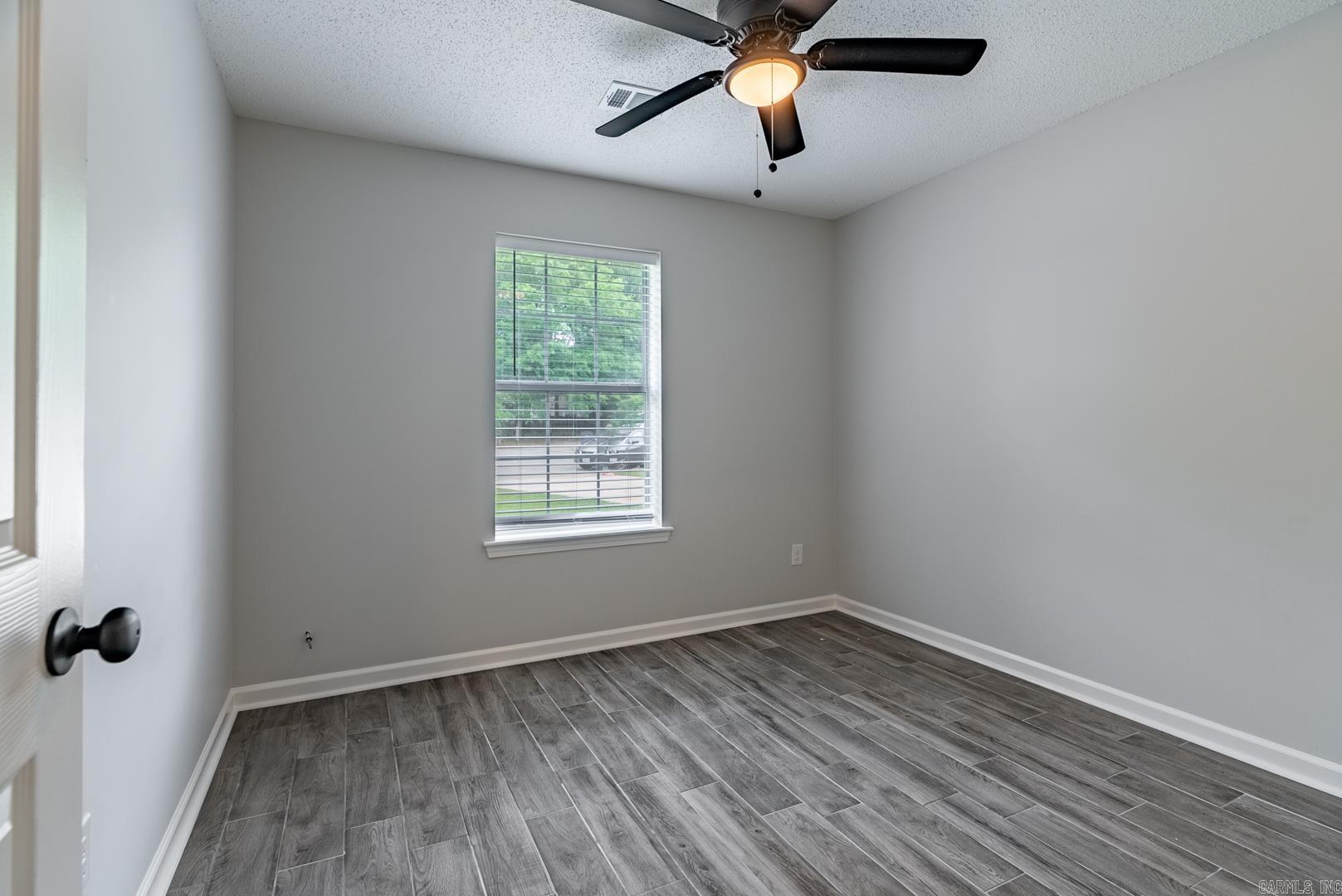 18 White Fox Cove