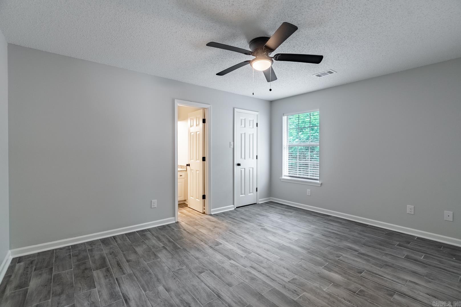 18 White Fox Cove