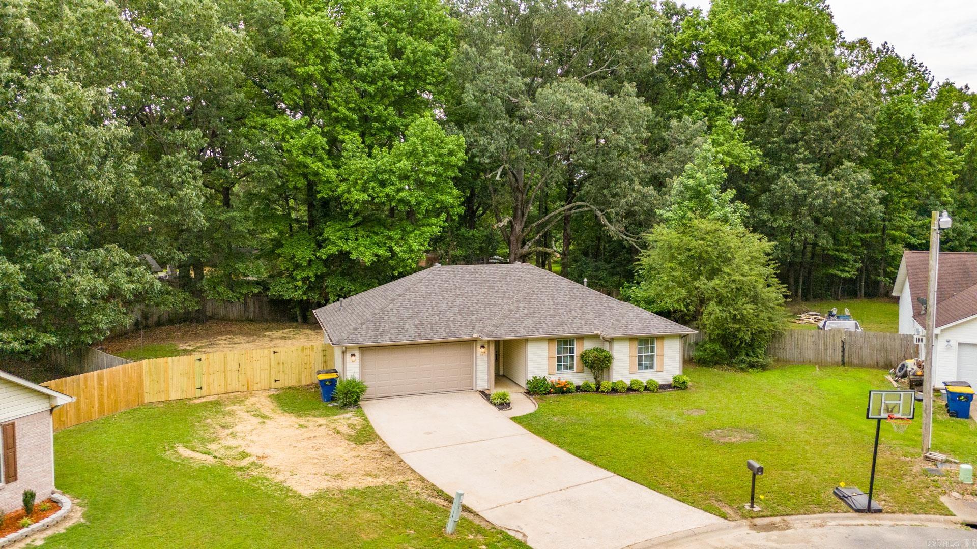18 White Fox Cove