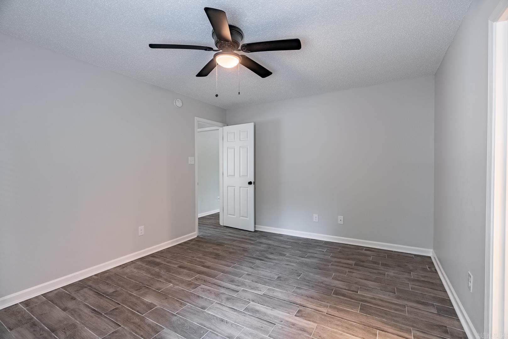18 White Fox Cove