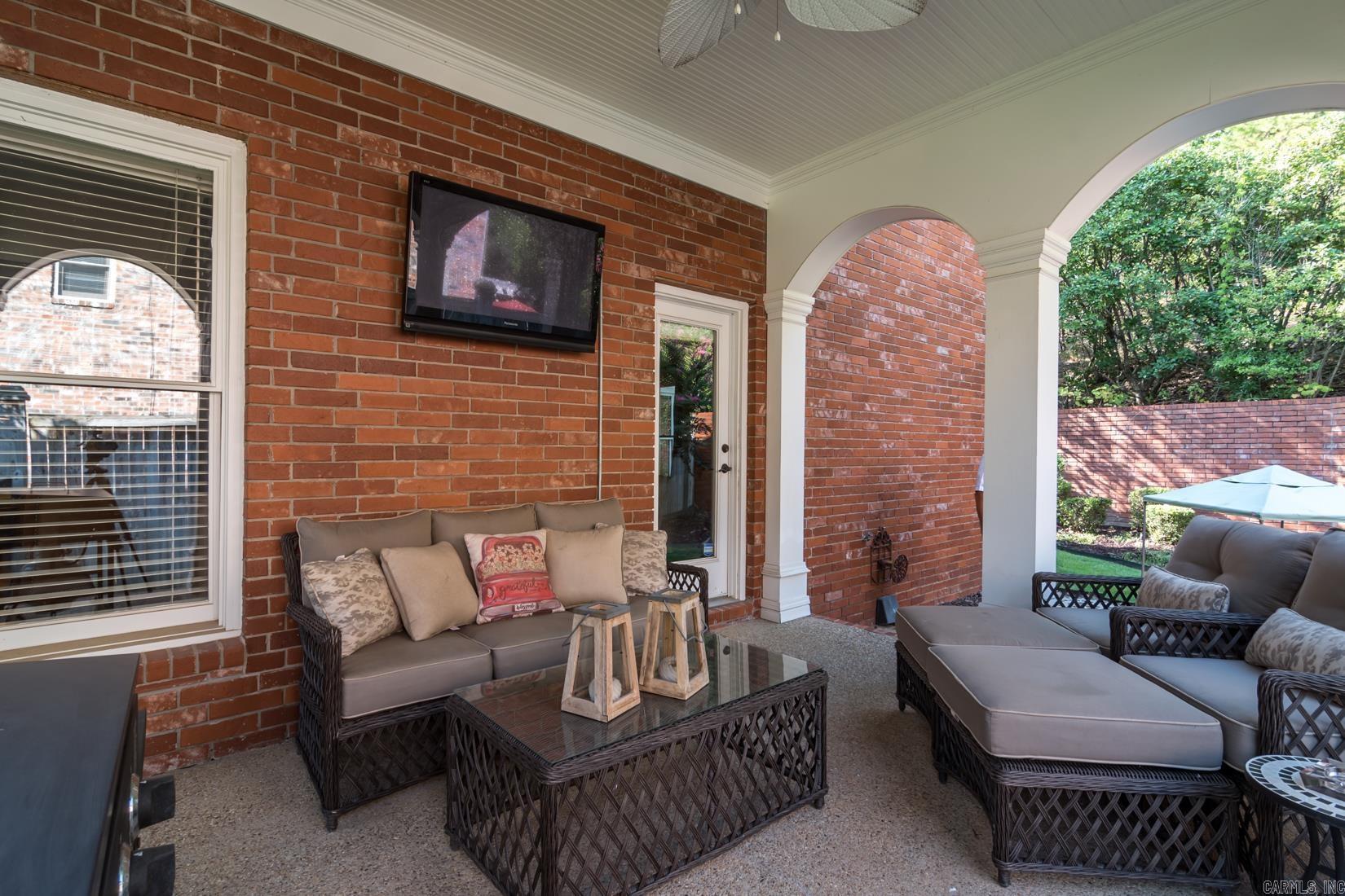 12 EDENFIELD COVE