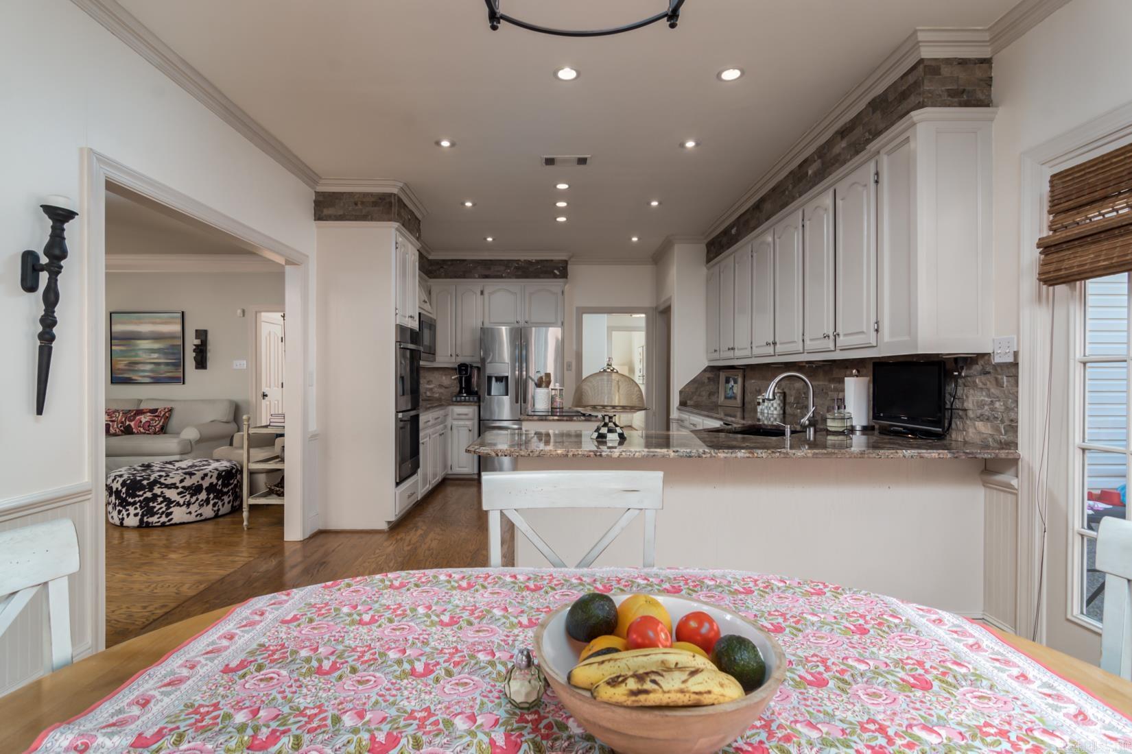 12 EDENFIELD COVE