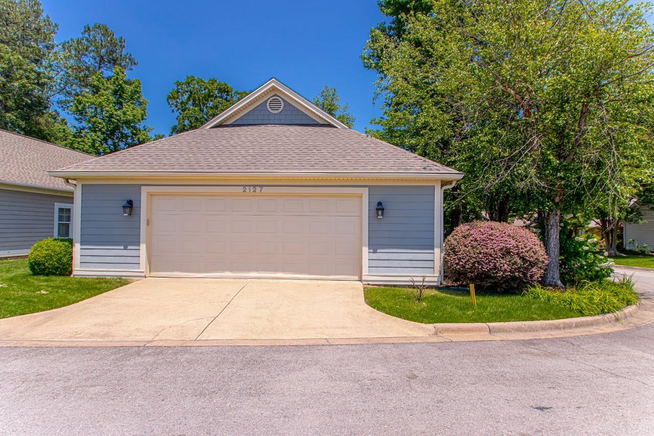 2127 Stagecoach Village