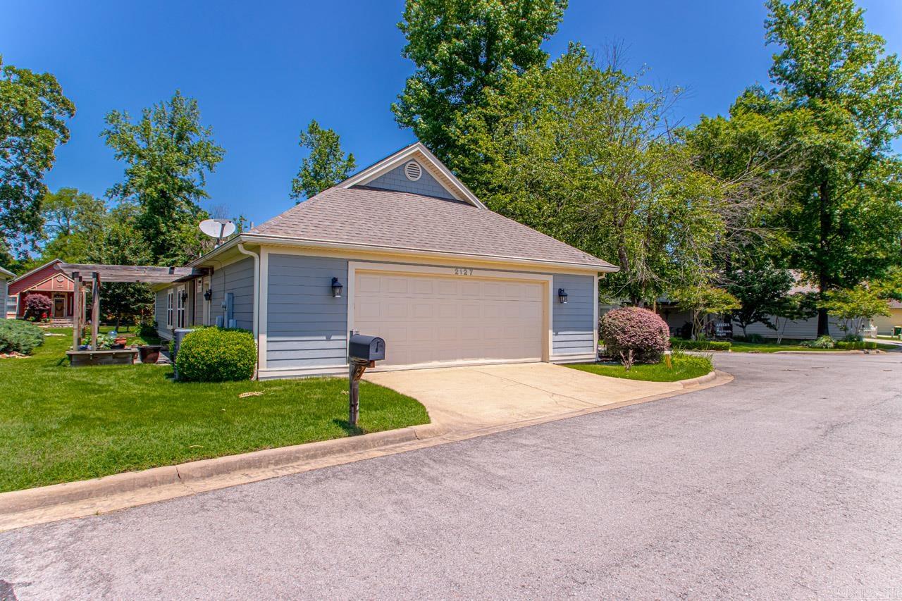 2127 Stagecoach Village