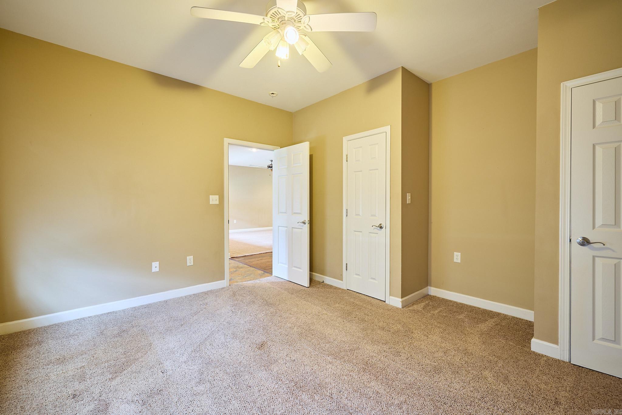 1406 Stagecoach Village