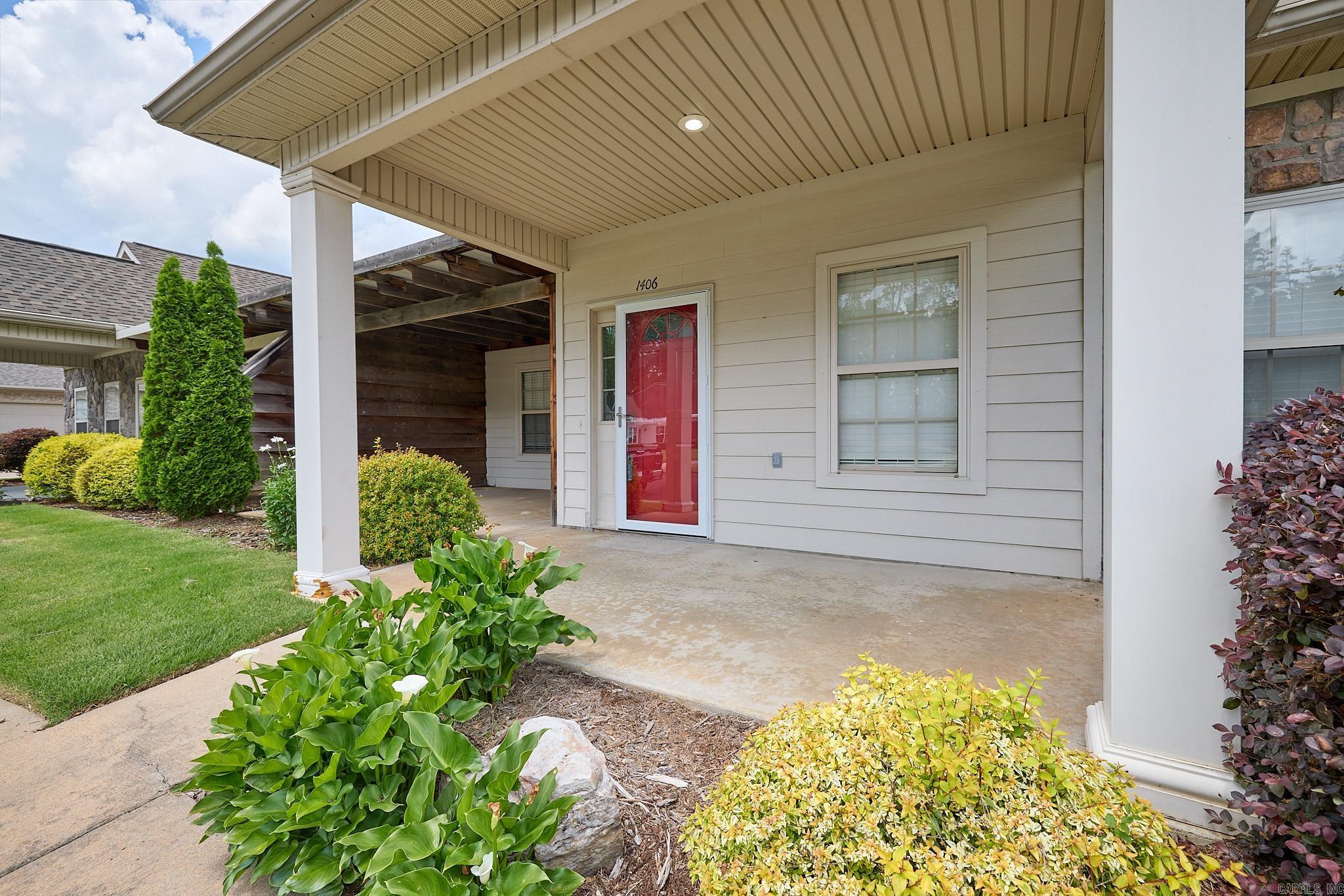 1406 Stagecoach Village