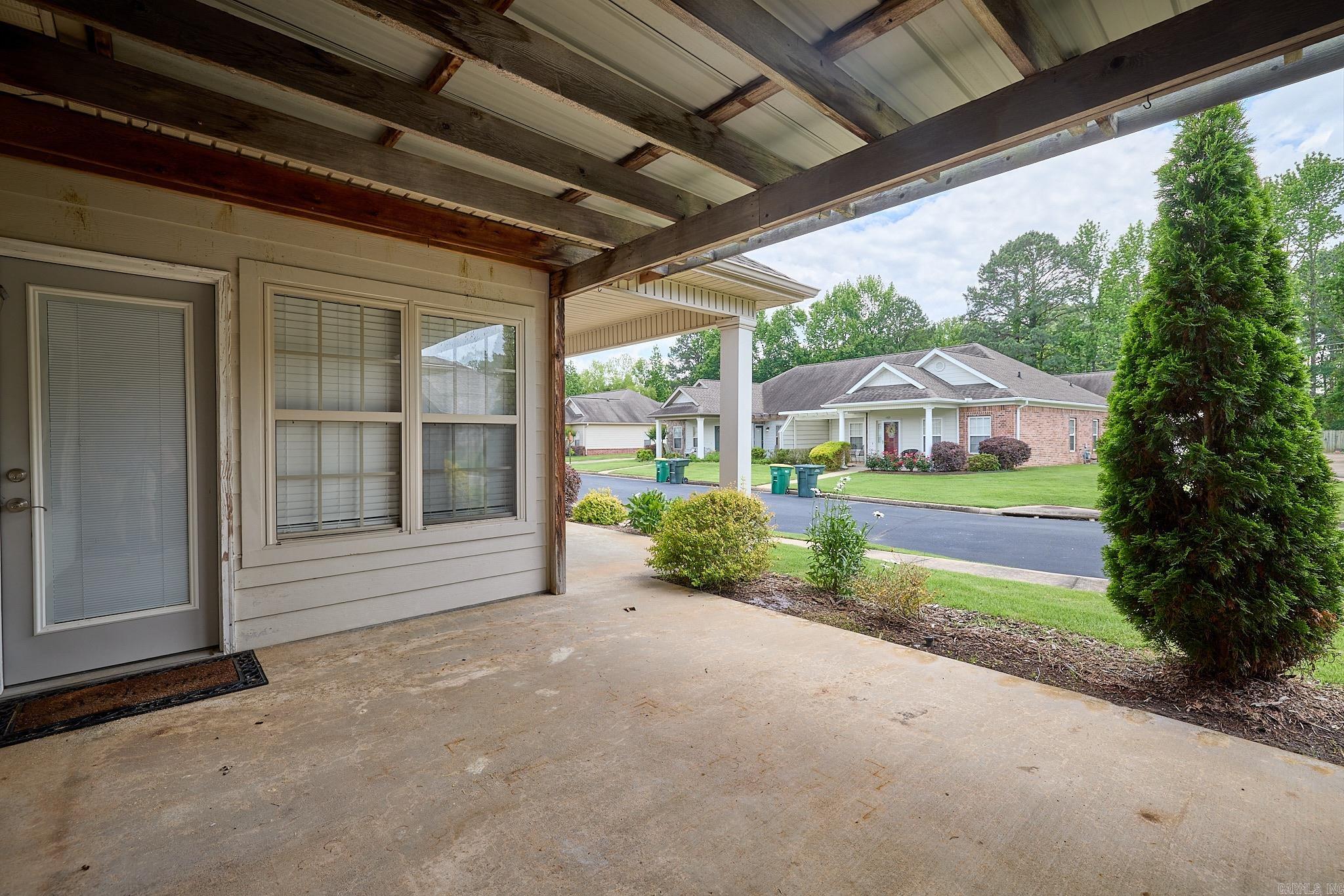 1406 Stagecoach Village