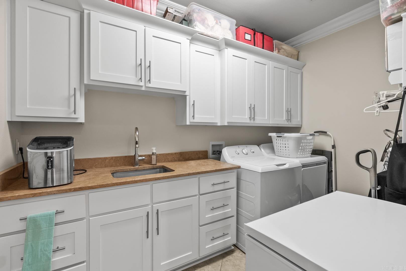104 Tournay Court