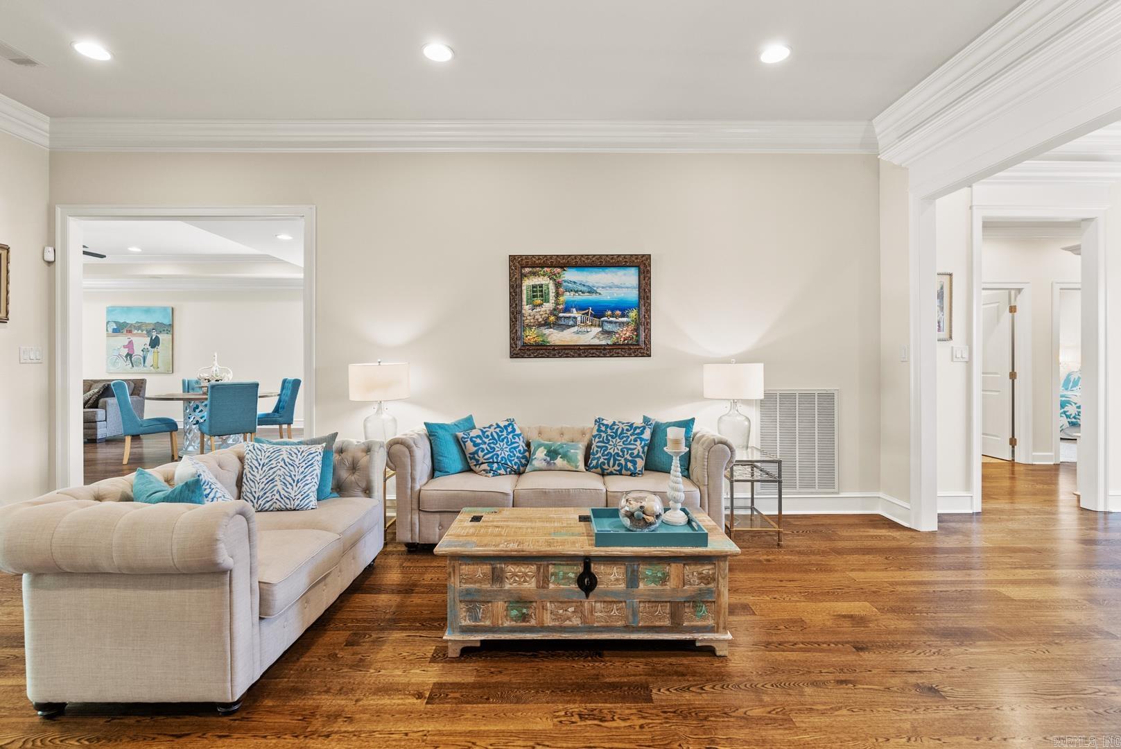 104 Tournay Court