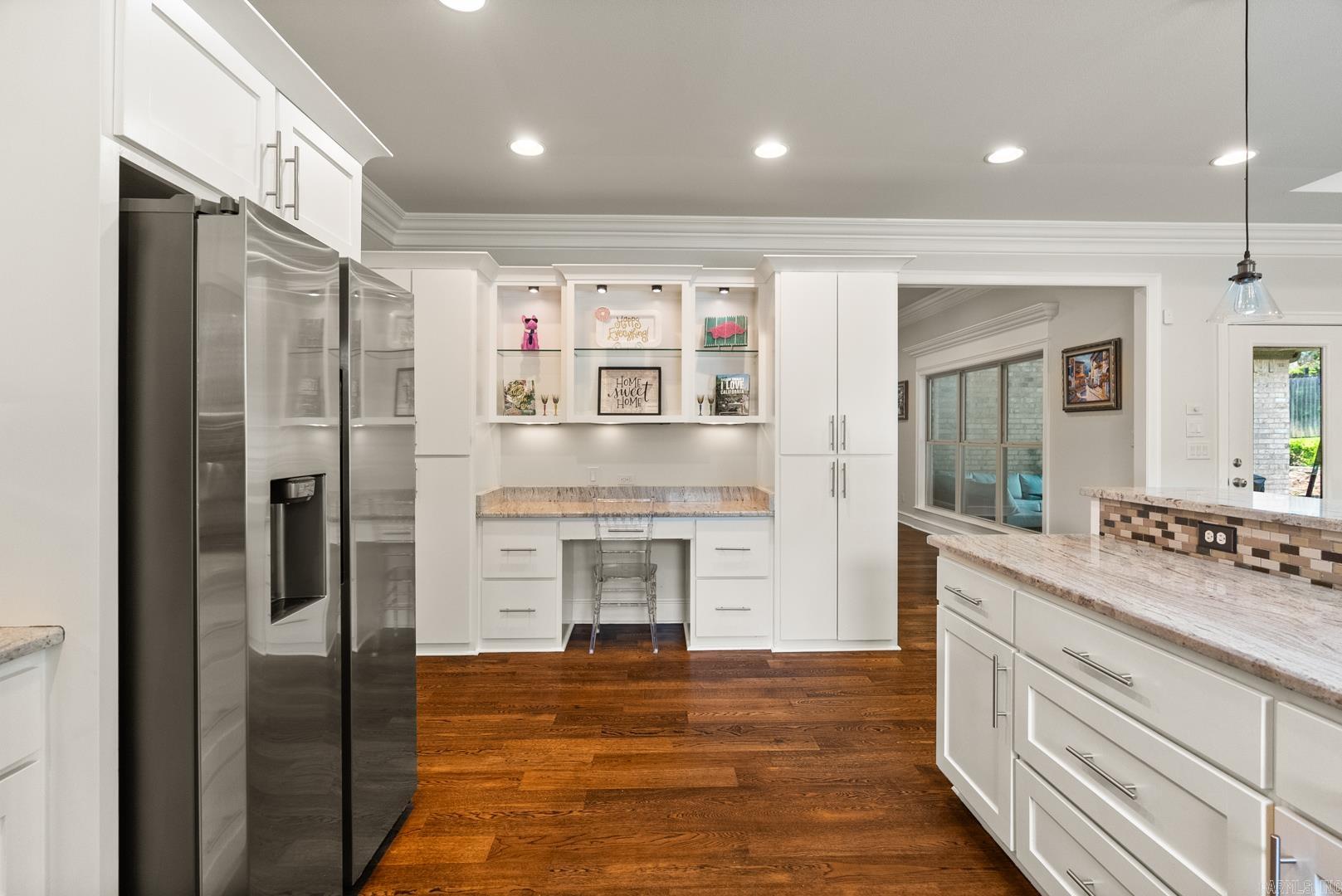 104 Tournay Court