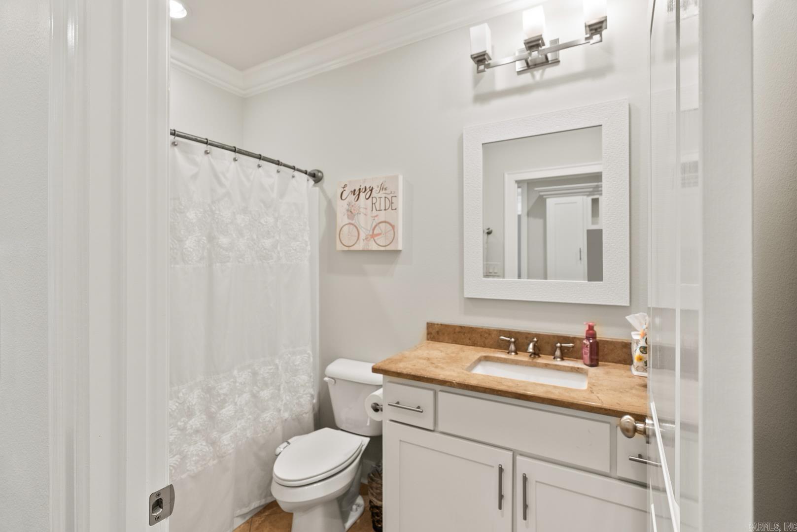 104 Tournay Court