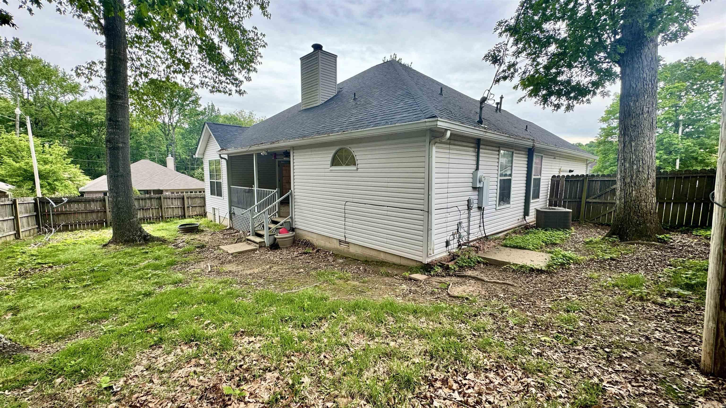 2 Creekside Court