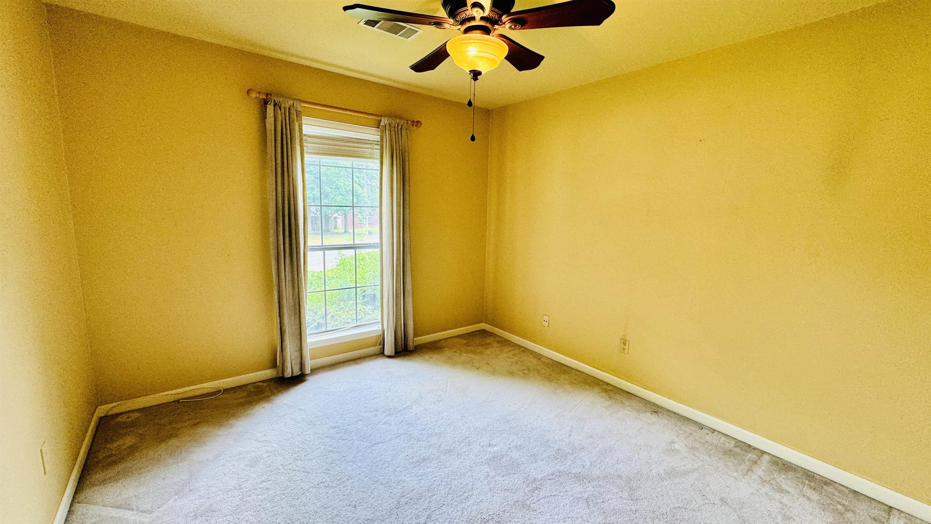 2 Creekside Court