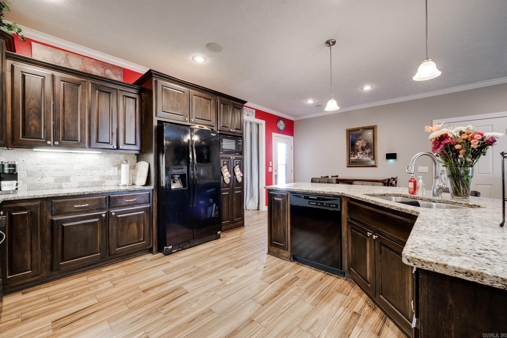 1605 Sylar Circle