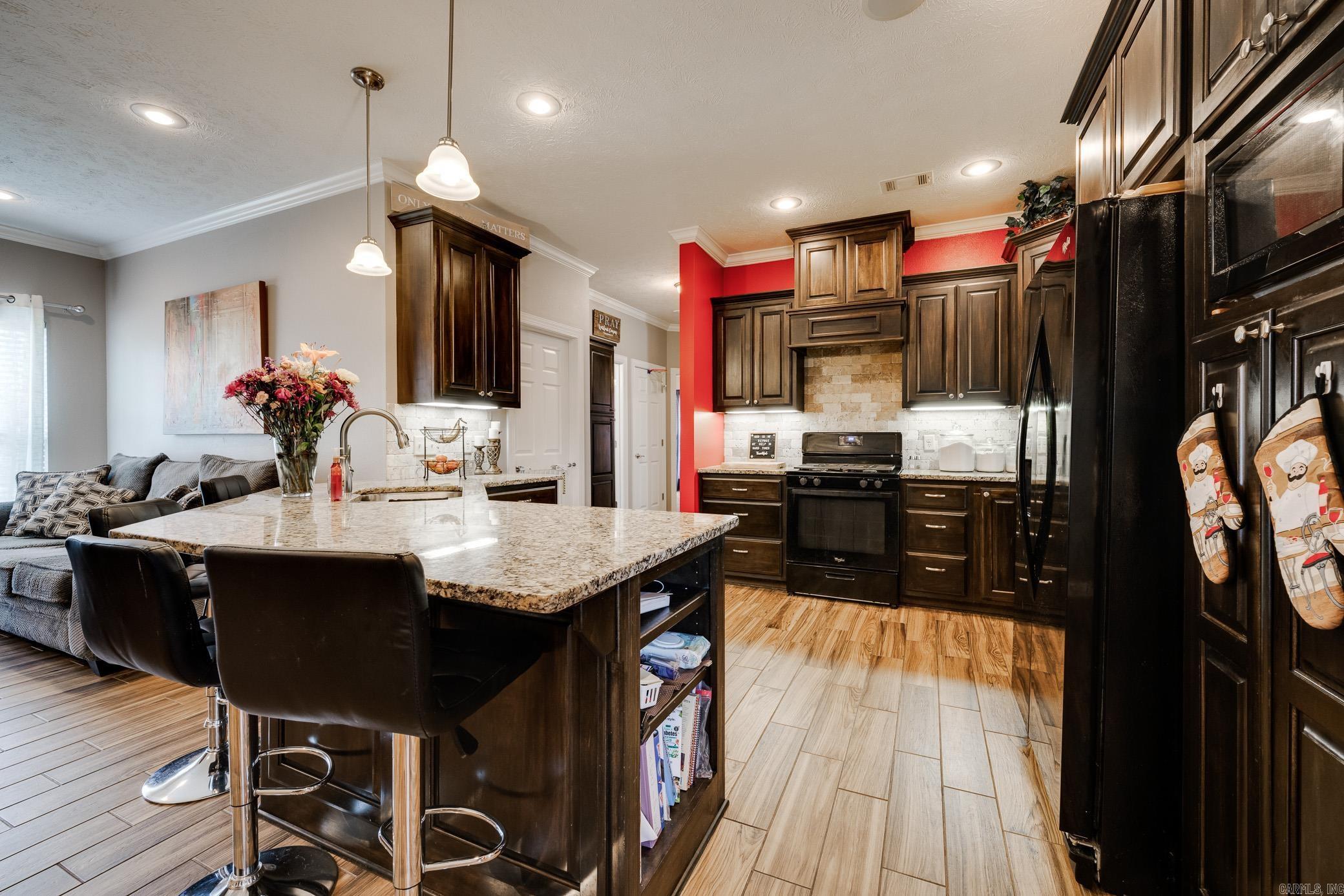 1605 Sylar Circle