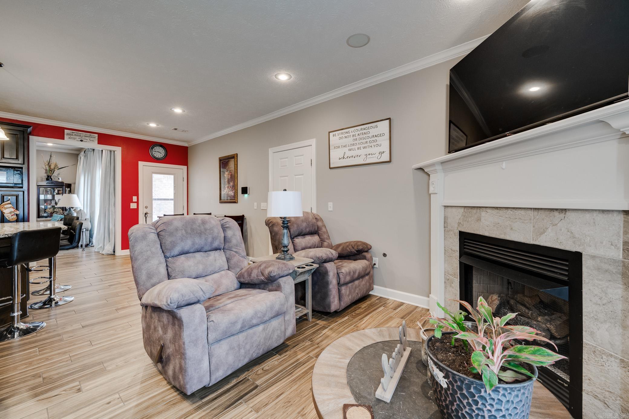 1605 Sylar Circle