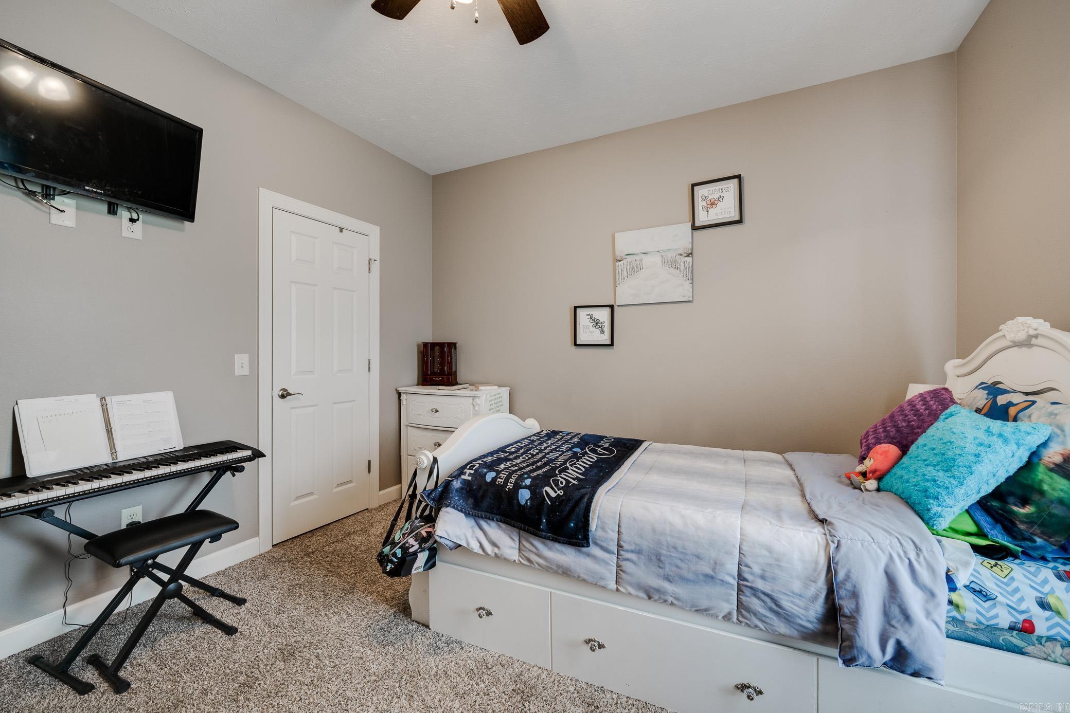 1605 Sylar Circle