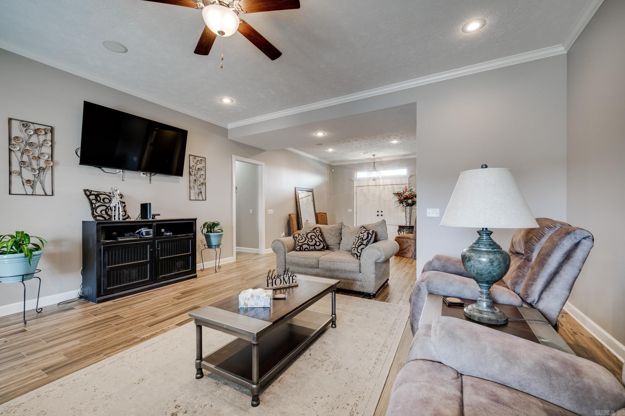 1605 Sylar Circle