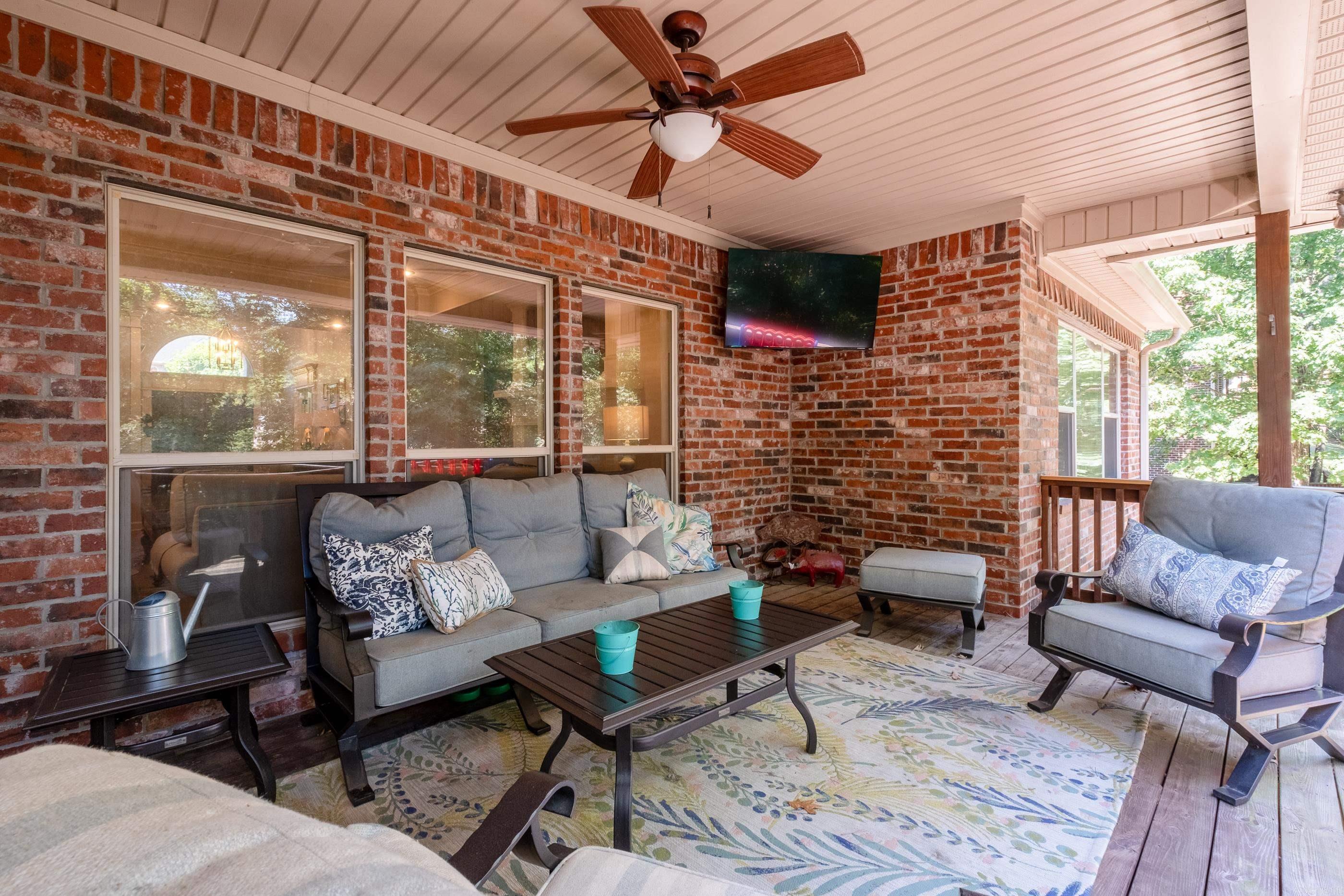 12 Wood Sorrel Point