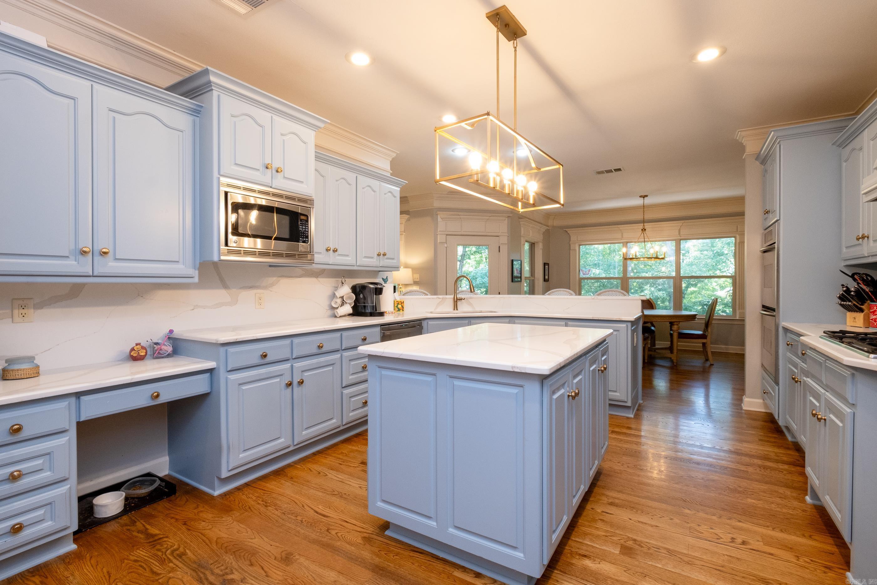 12 Wood Sorrel Point