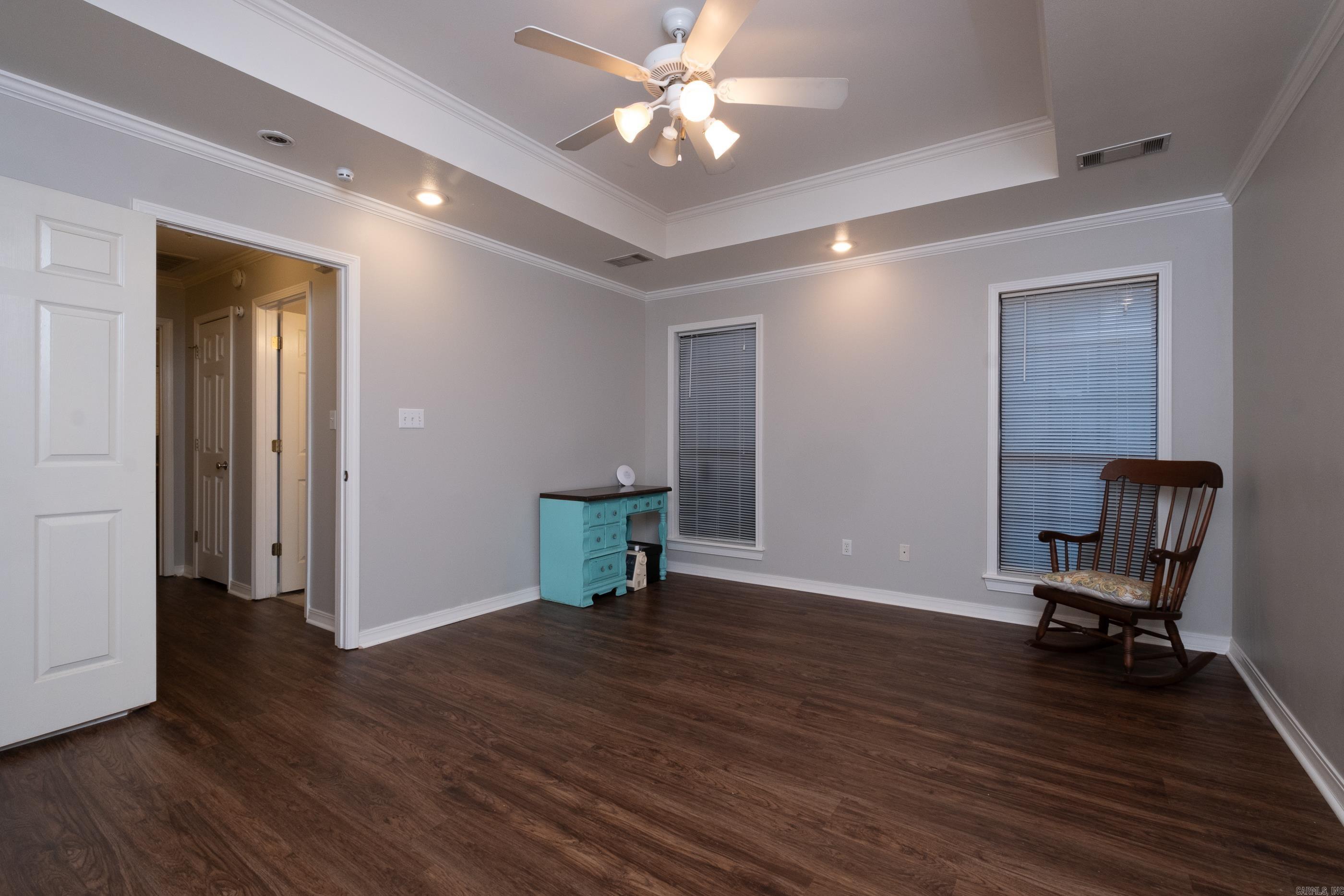 198 Diamond Pointe Drive