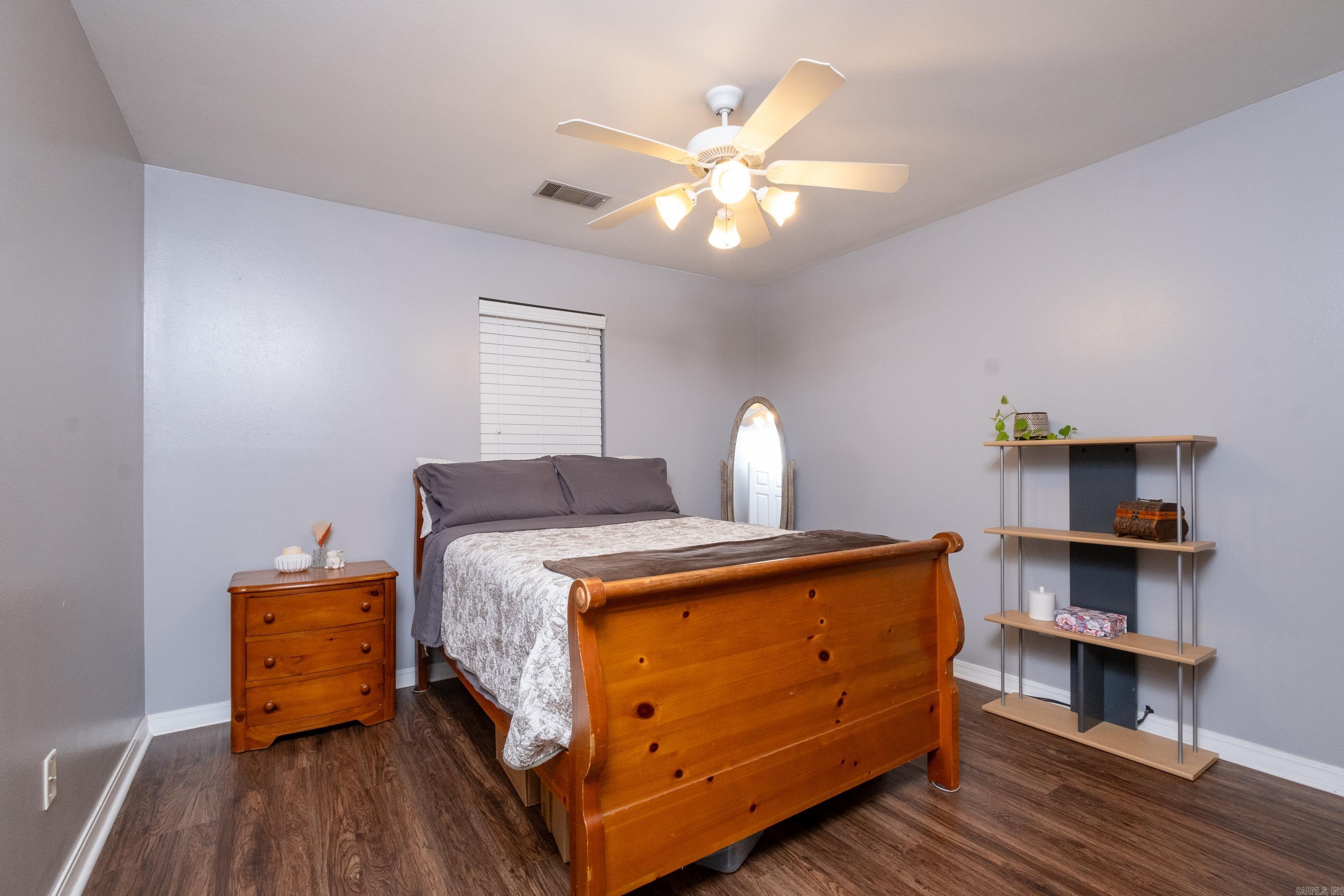 198 Diamond Pointe Drive