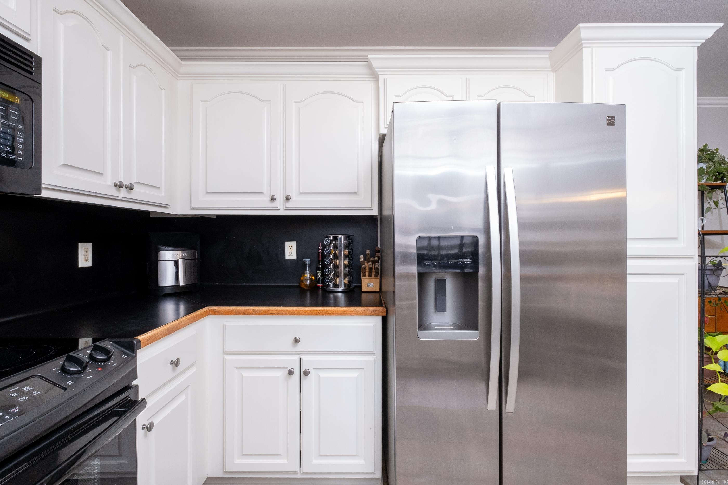 198 Diamond Pointe Drive