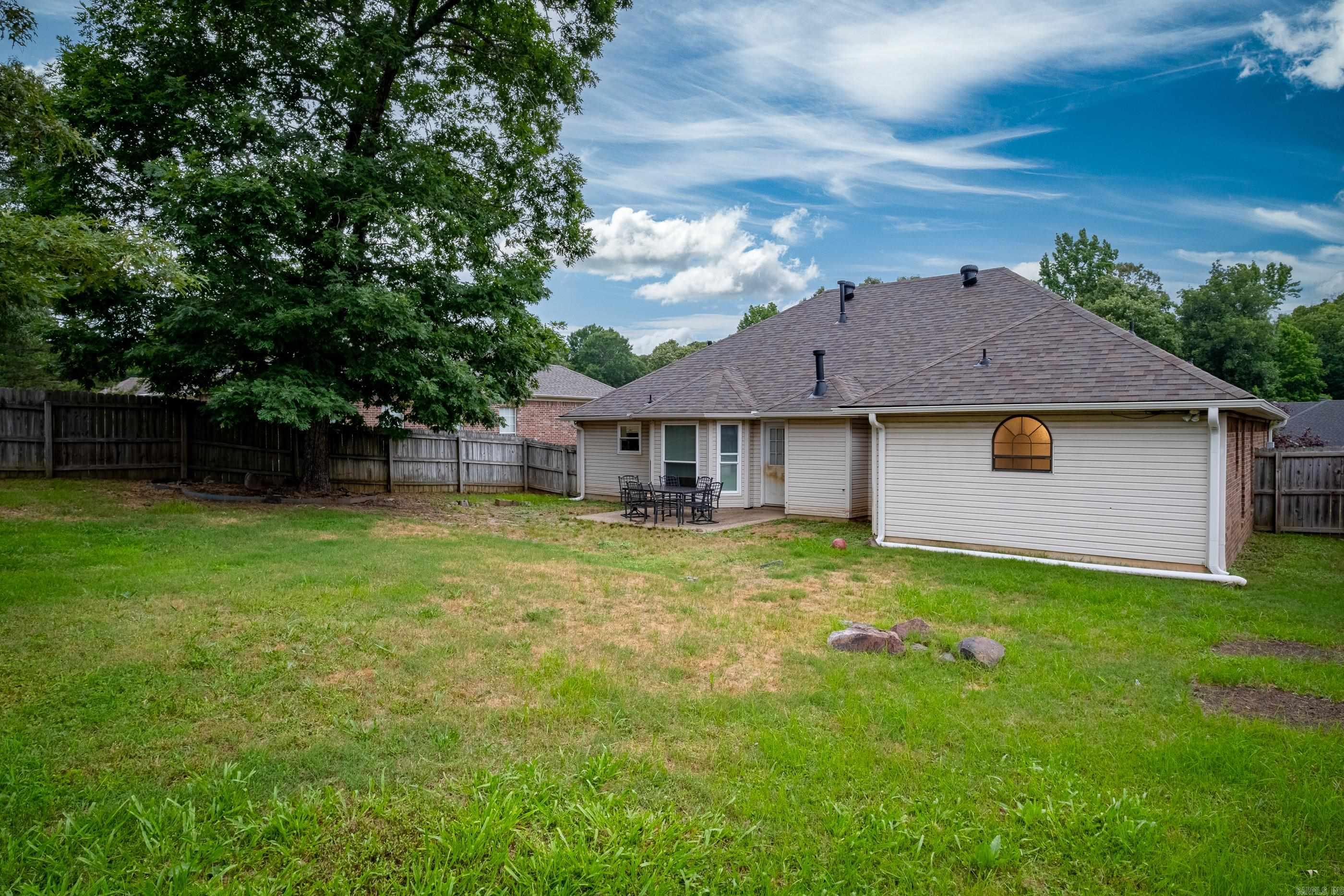 198 Diamond Pointe Drive