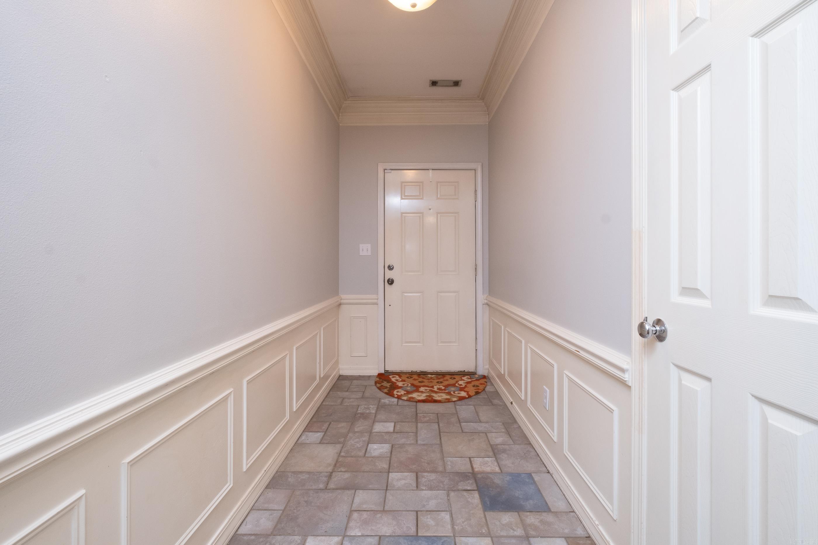 198 Diamond Pointe Drive