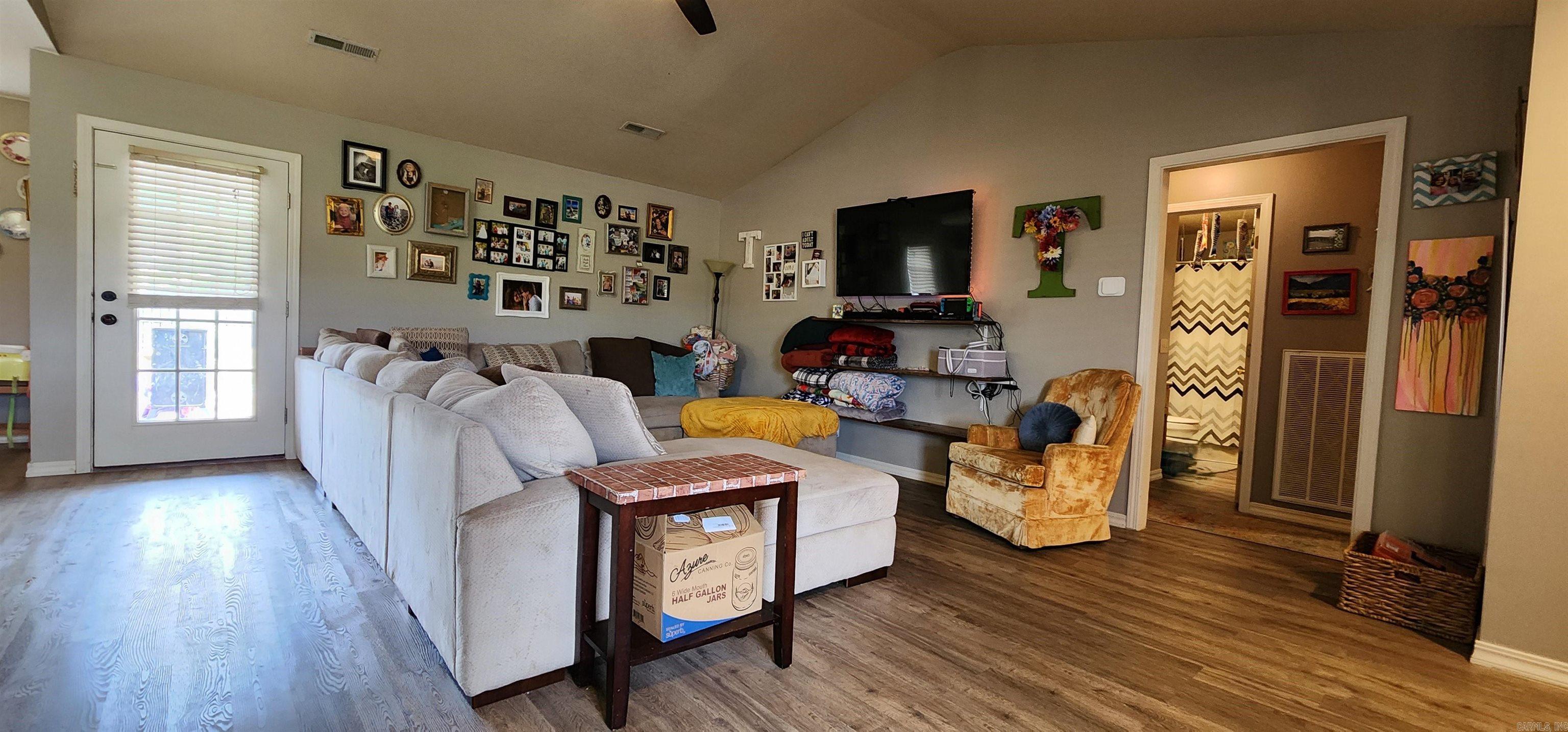 1721 Lemons St Street