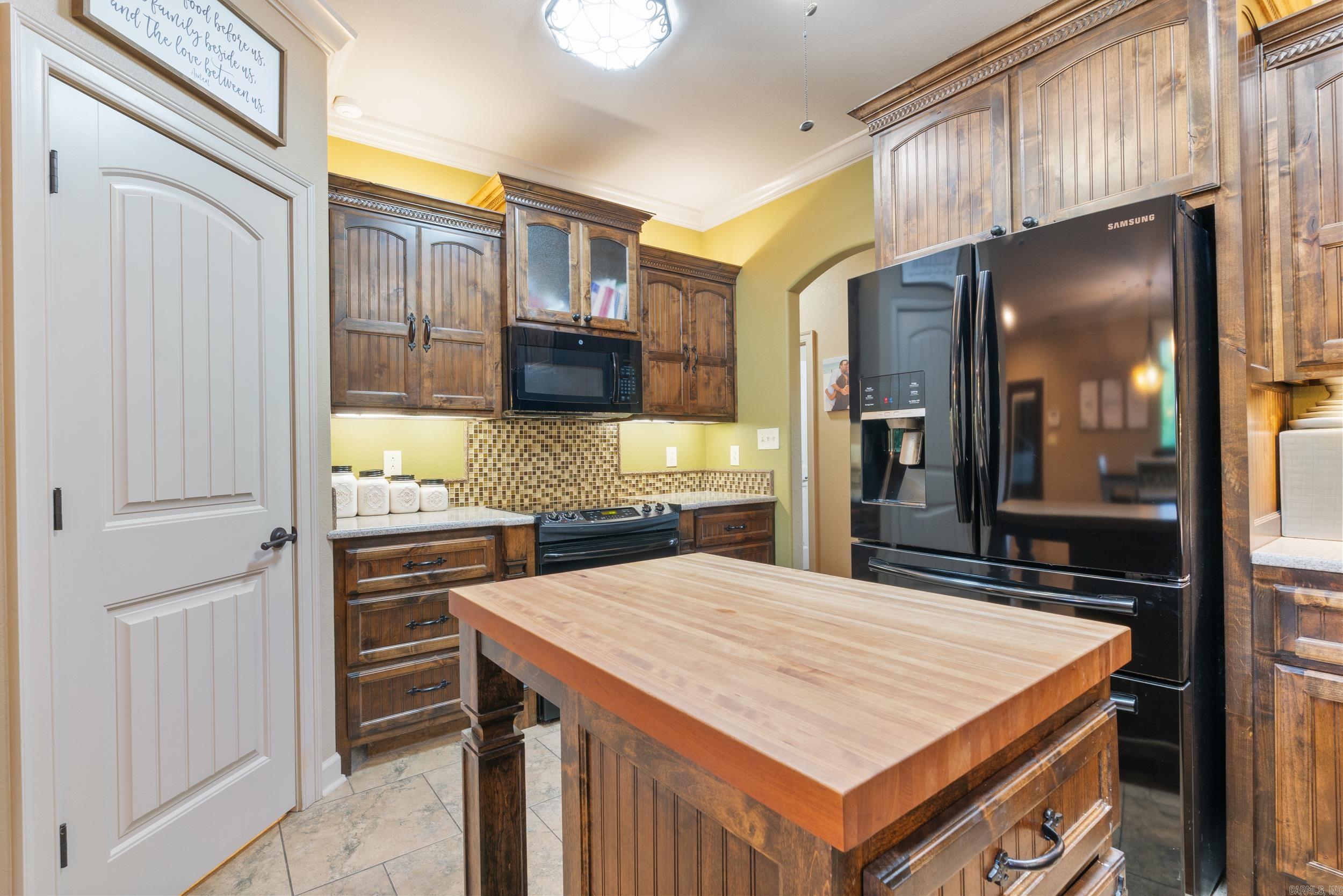 8 Sequoia Drive
