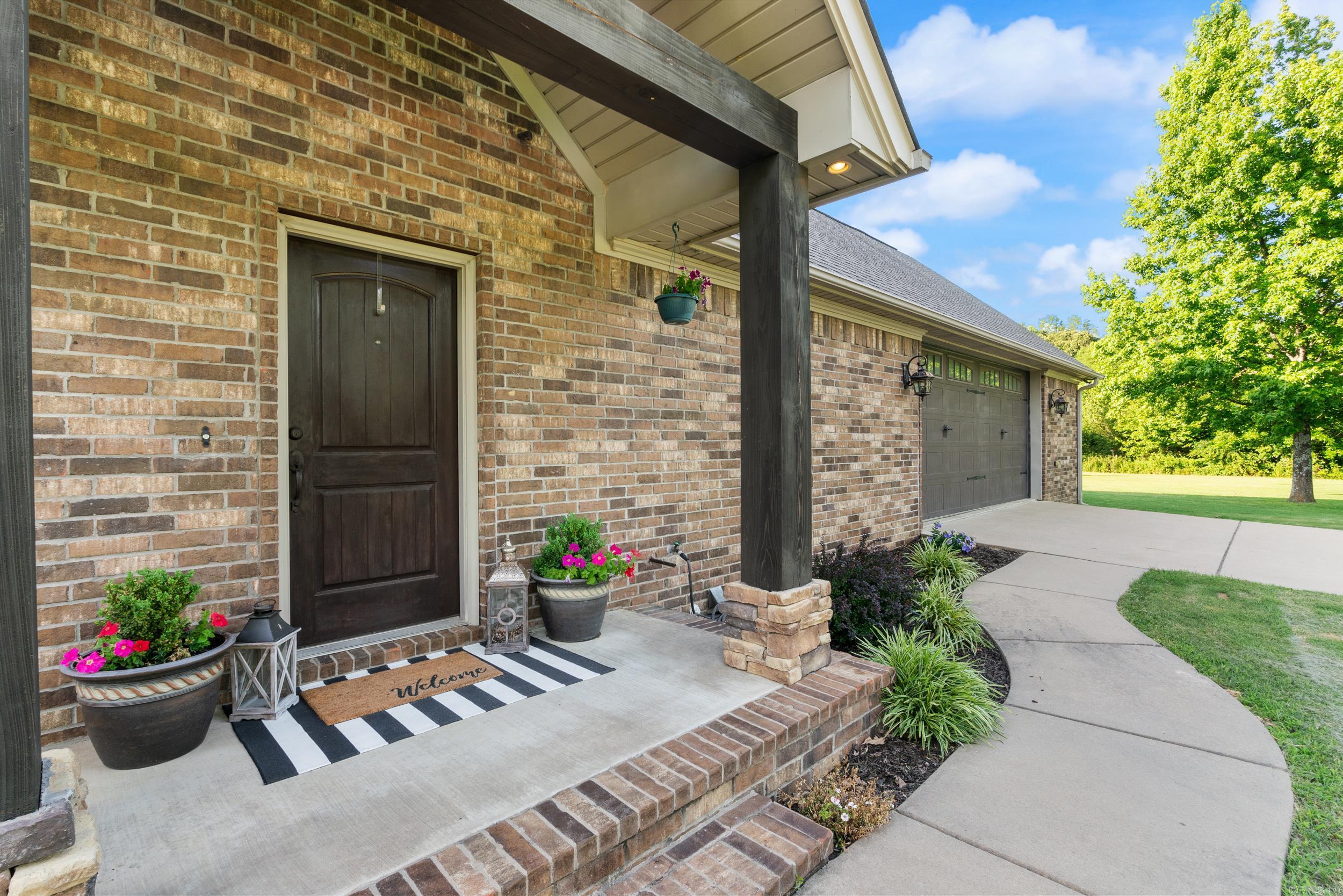 8 Sequoia Drive