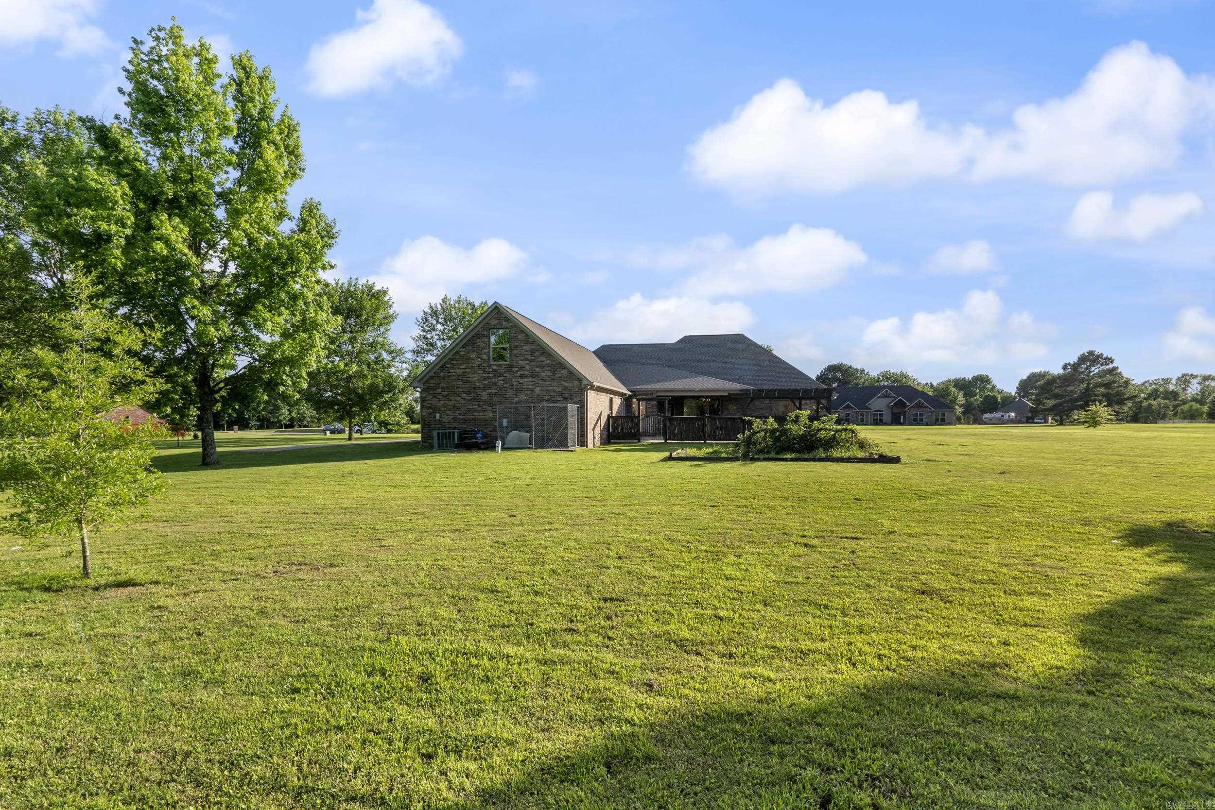 8 Sequoia Drive