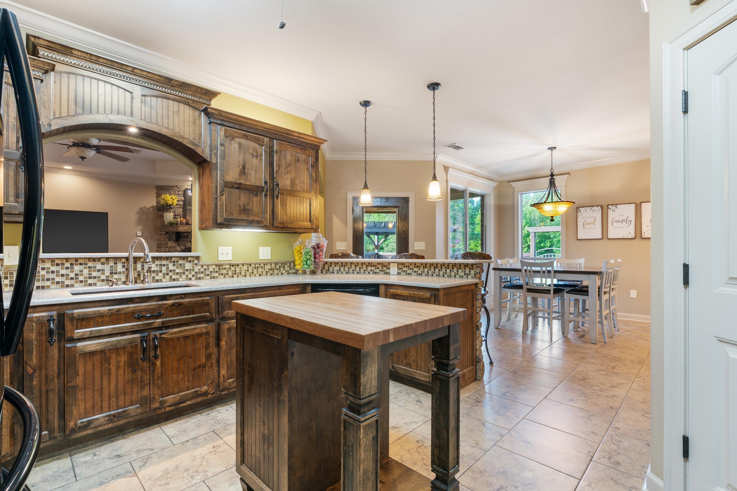 8 Sequoia Drive